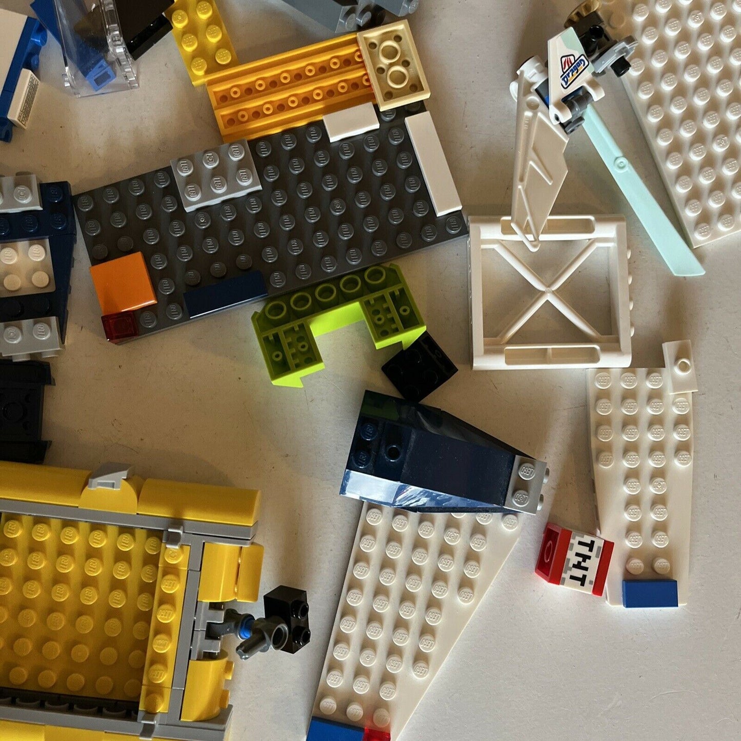 Assorted Bulk Lego Set Jurassic World & Others 750g