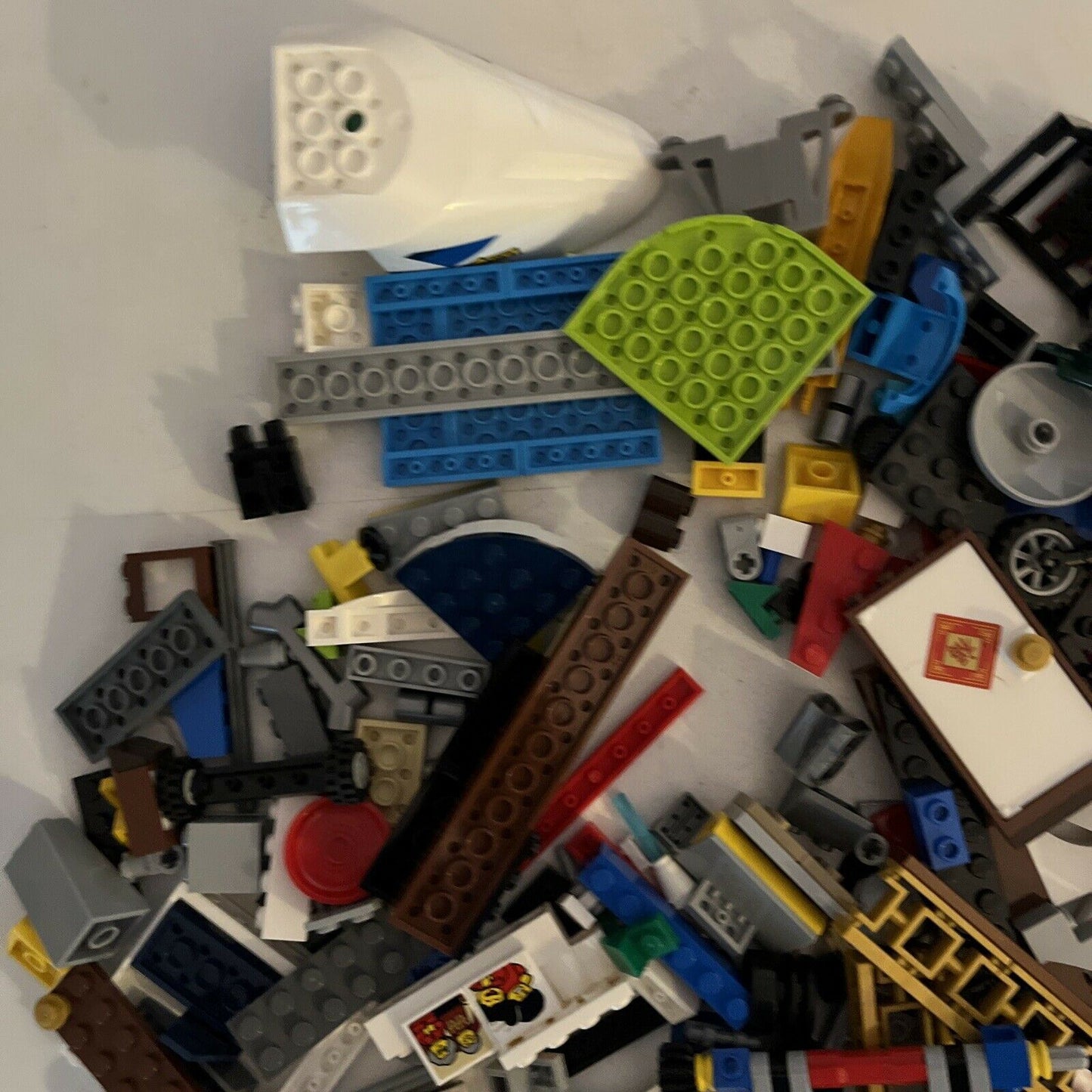 Assorted Bulk LEGO 1.4kg Various items
