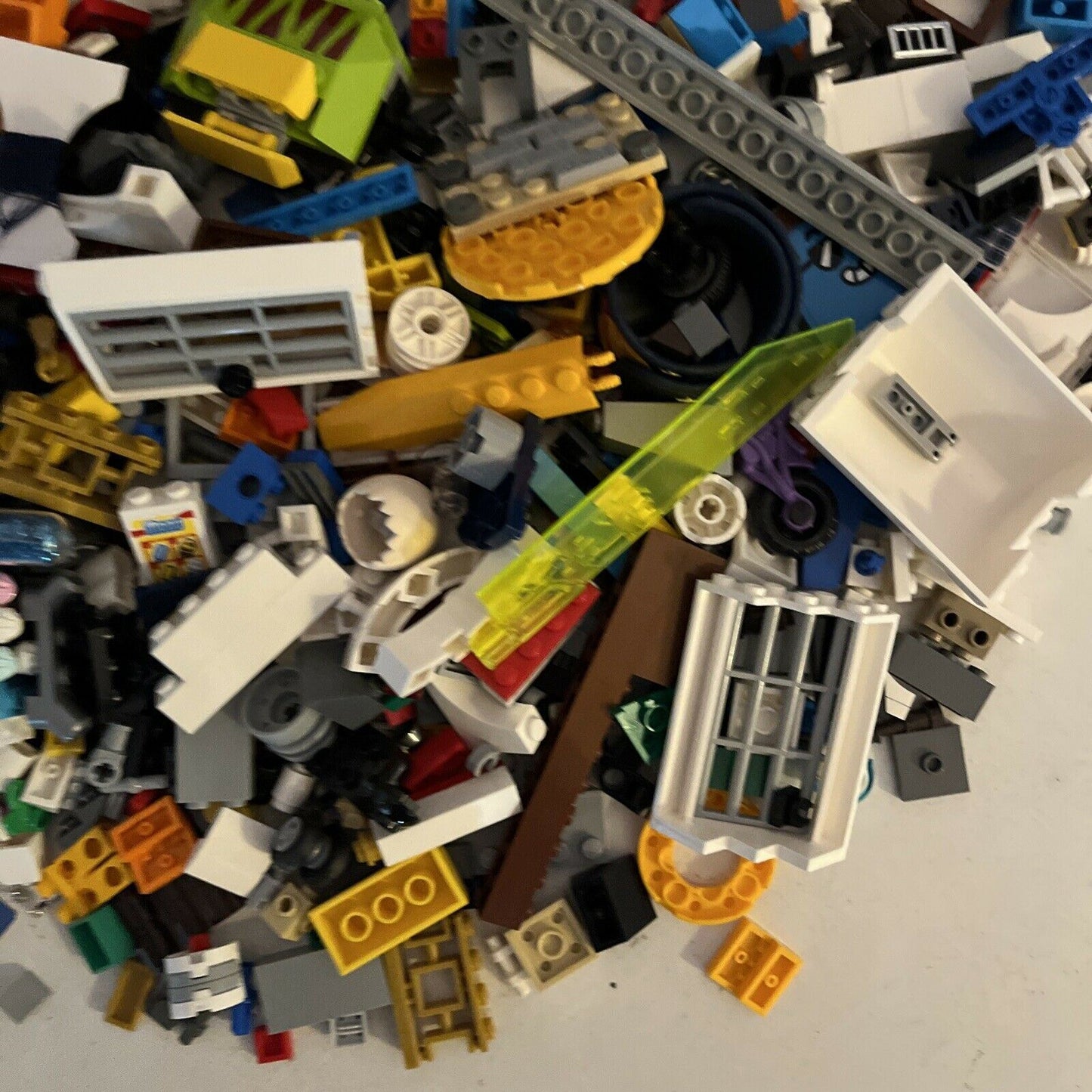 Assorted Bulk LEGO 1.4kg Various items