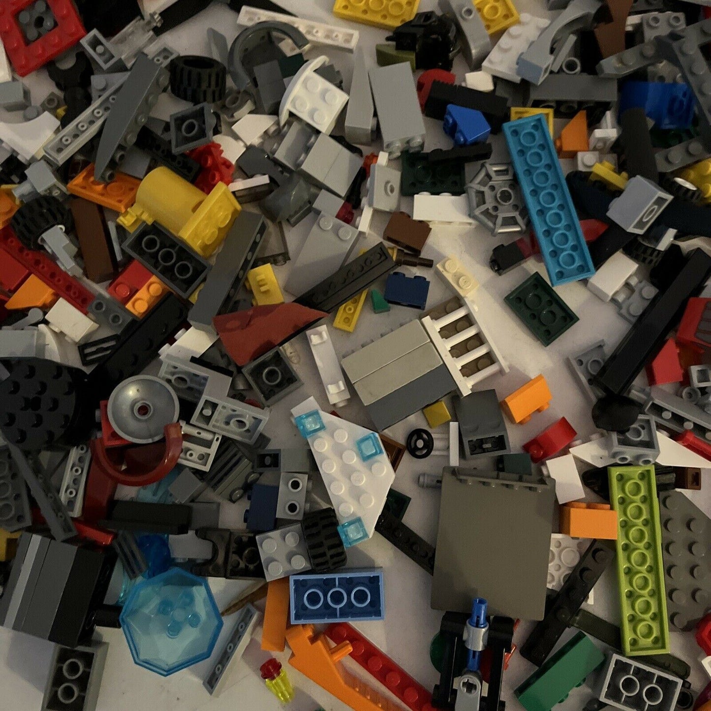 Assorted Lot Bulk LEGO 950g