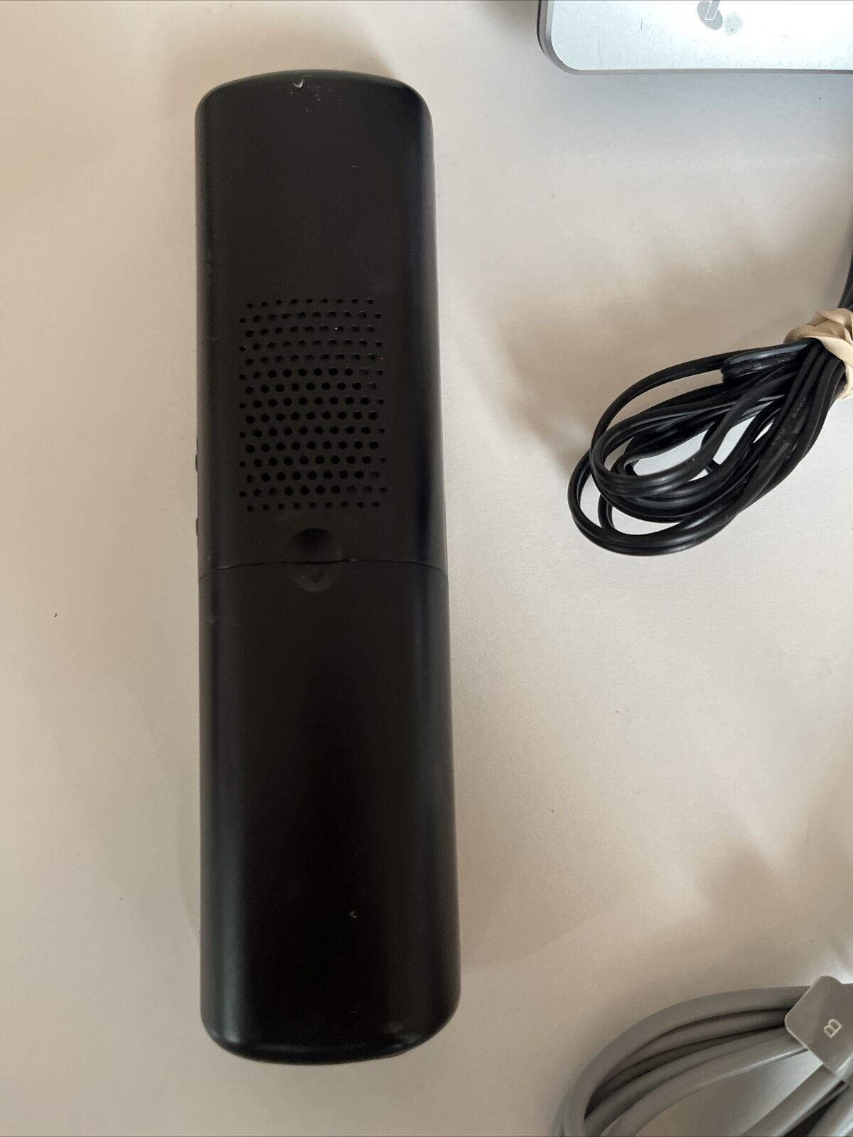 Telstra V950A Digital DECT 6.0 Cordless Phone with Answering Machine