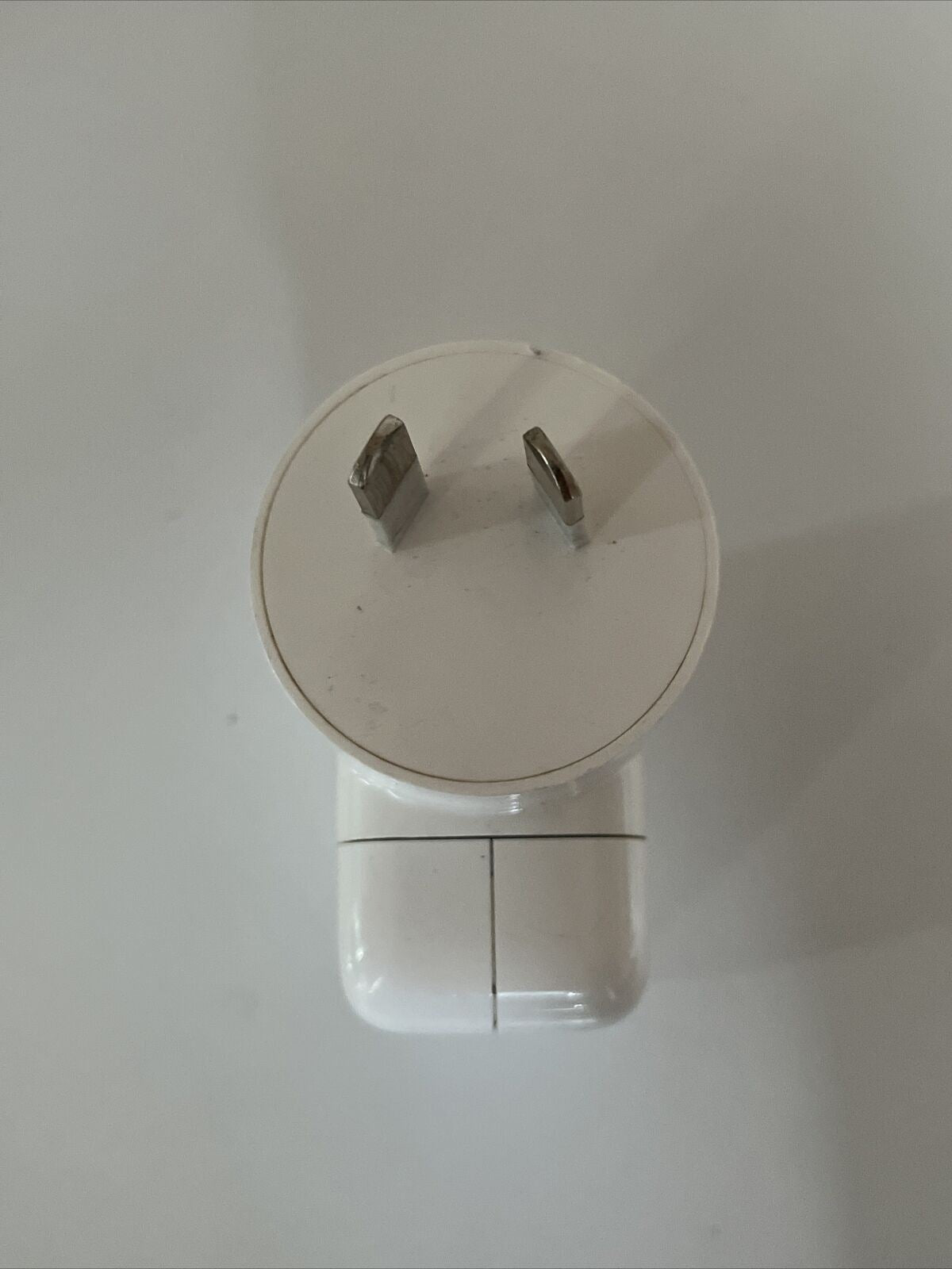 Genuine Apple A1357 10W USB Power Adapter