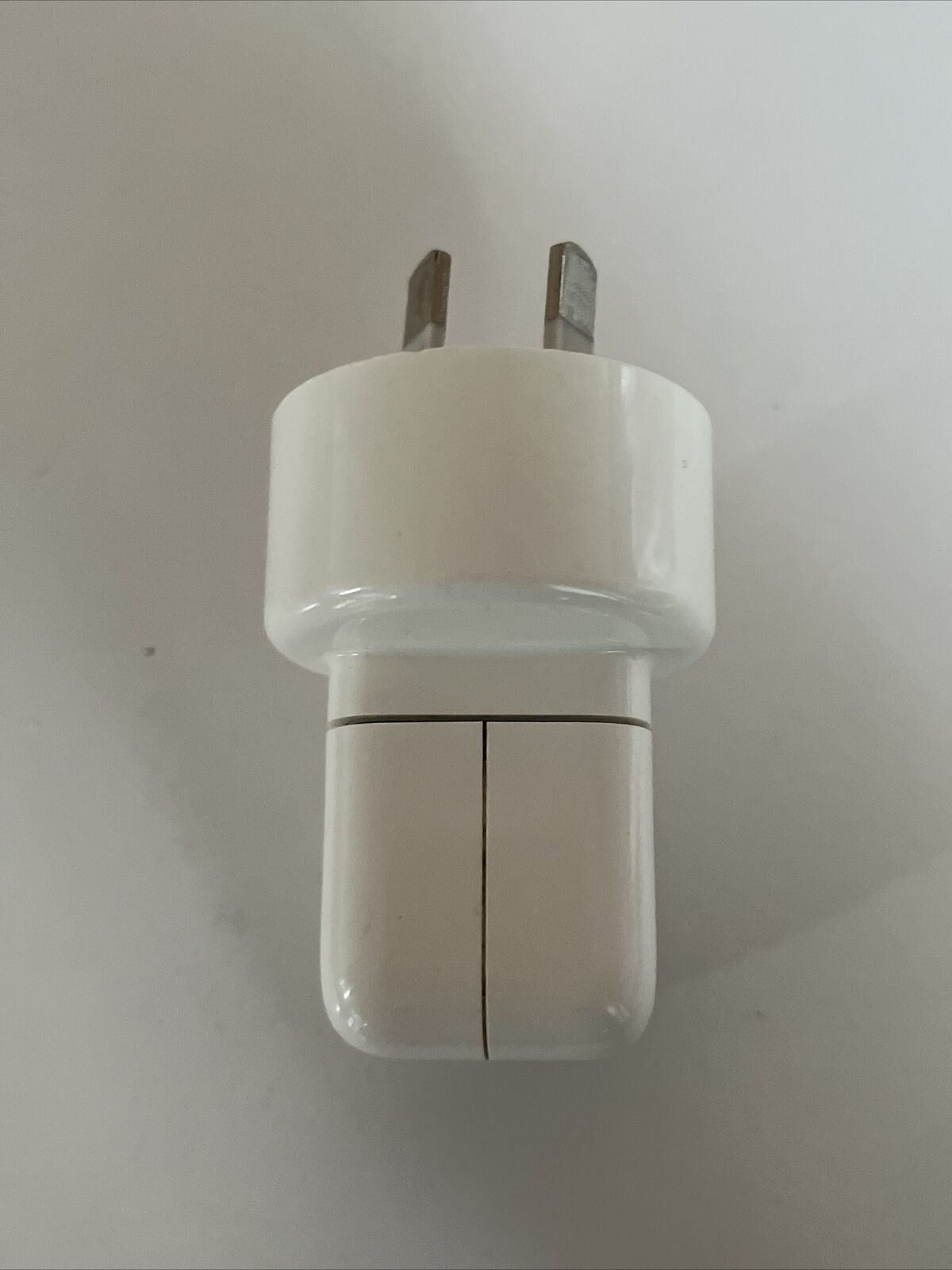 Genuine Apple A1357 10W USB Power Adapter