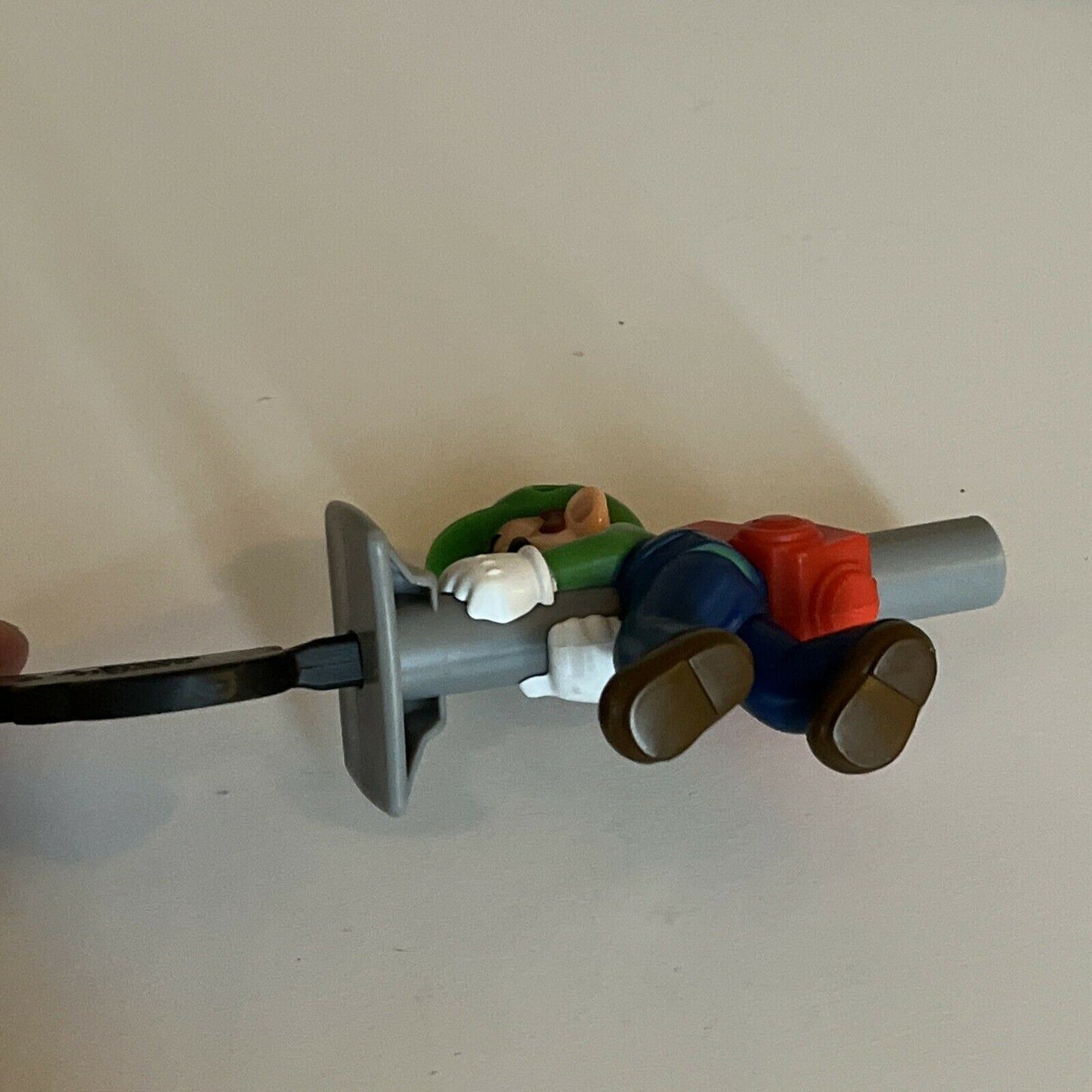 Burger King Nintendo Super Mario Bros Luigi Figurine 2020  WB-01-02