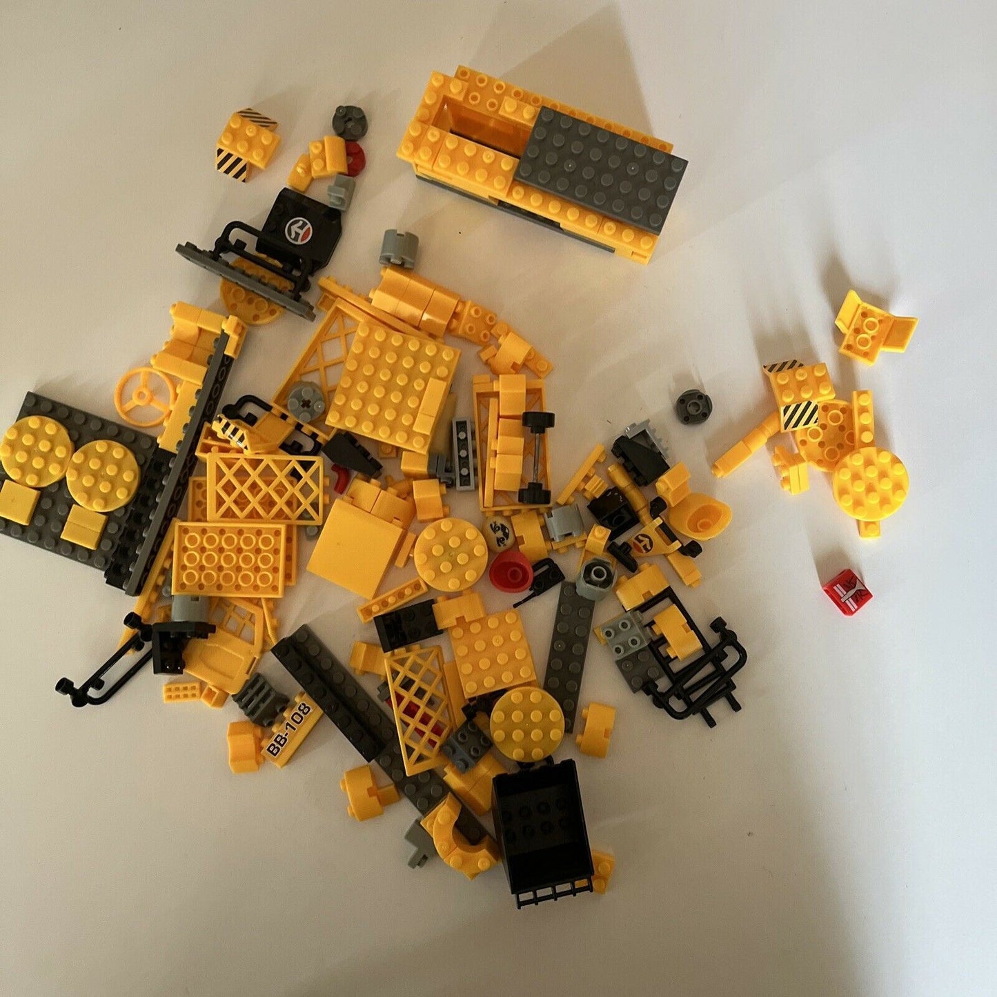 Assorted LEGO Yellow Construction 260g