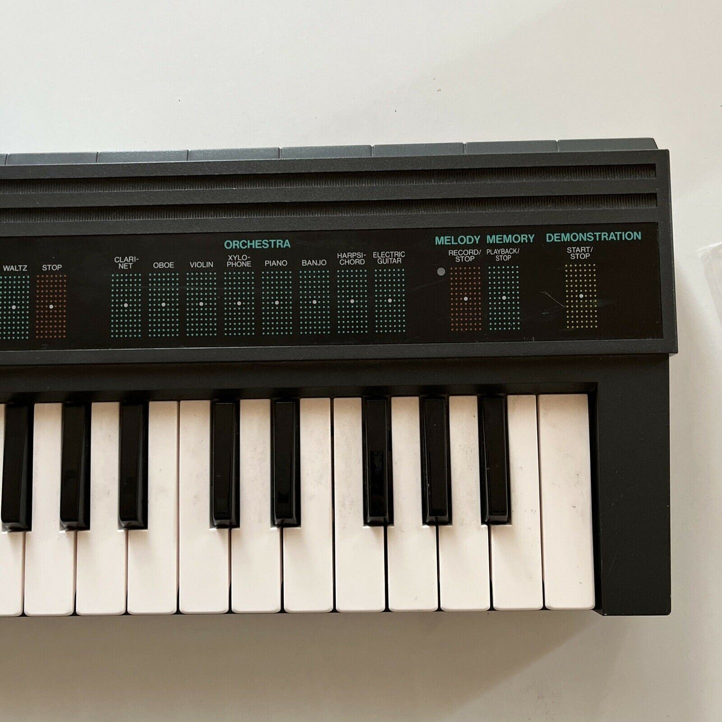 Yamaha Portasound PSS-130 Electronic Keyboard 1987 Vintage Retro