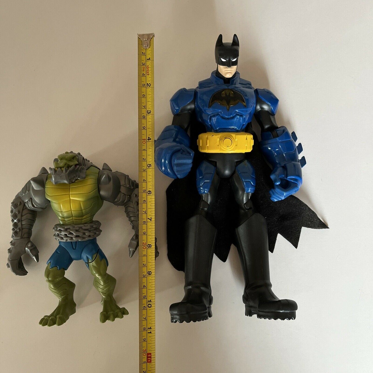 DC Comics Sonic Strike Batman 10" & Killer Croc Figure 6" Mattel 2012