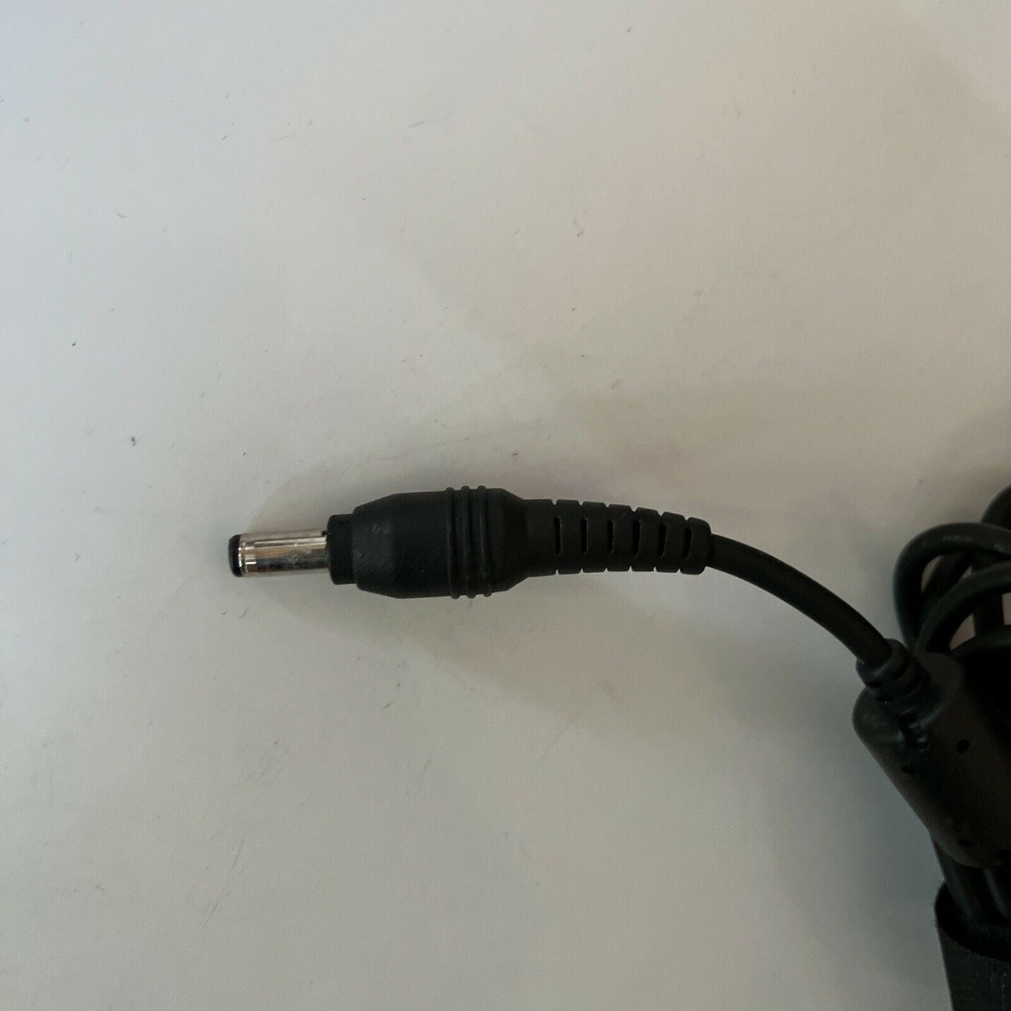 Genuine Toshiba PA3715E-1AC3 AC Adapter 19V 3.95a Power Supply