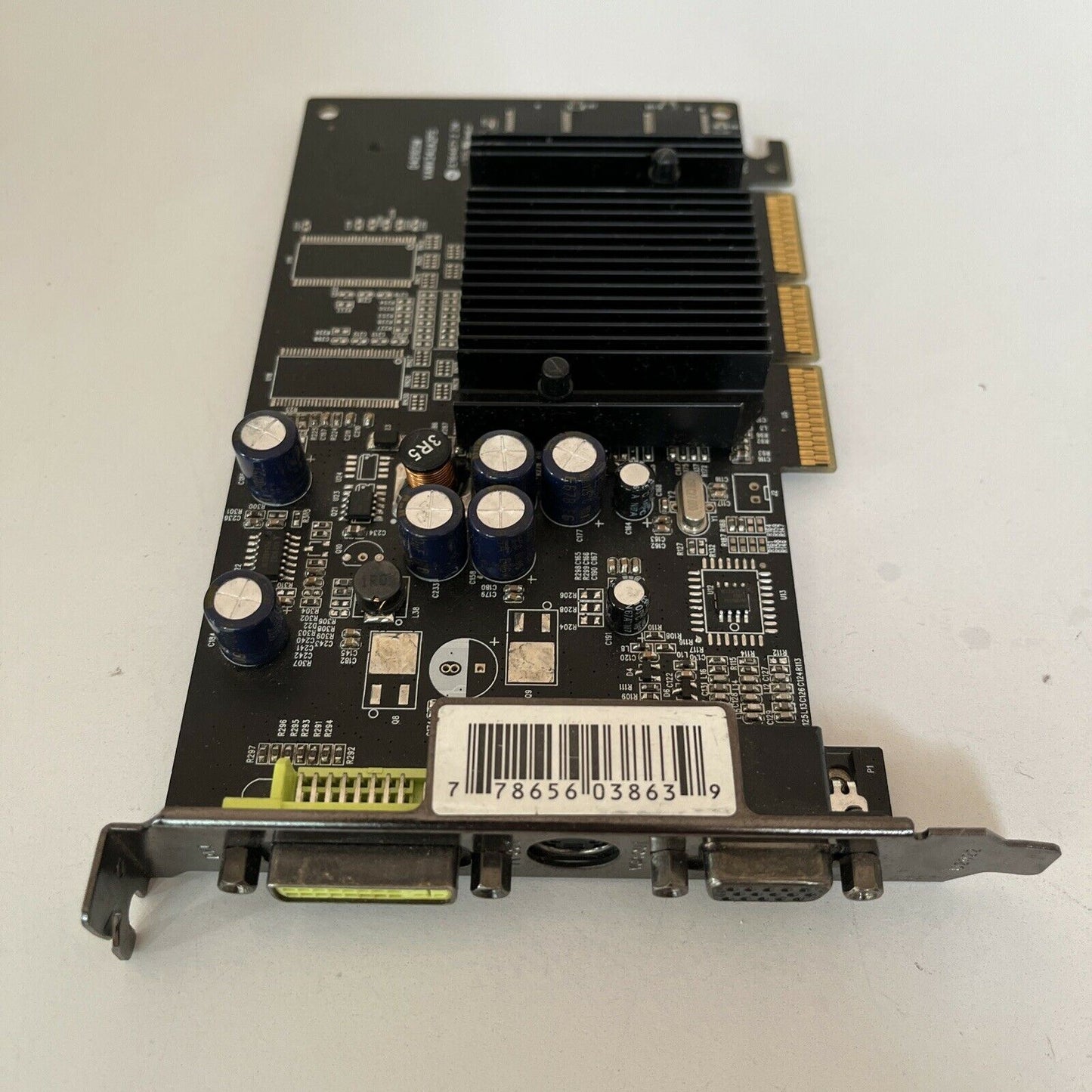 XFX NVIDIA GeForce FX 5200 (PVT34KNAHG) 128 MB DDR SDRAM AGP 4x/8x Graphics