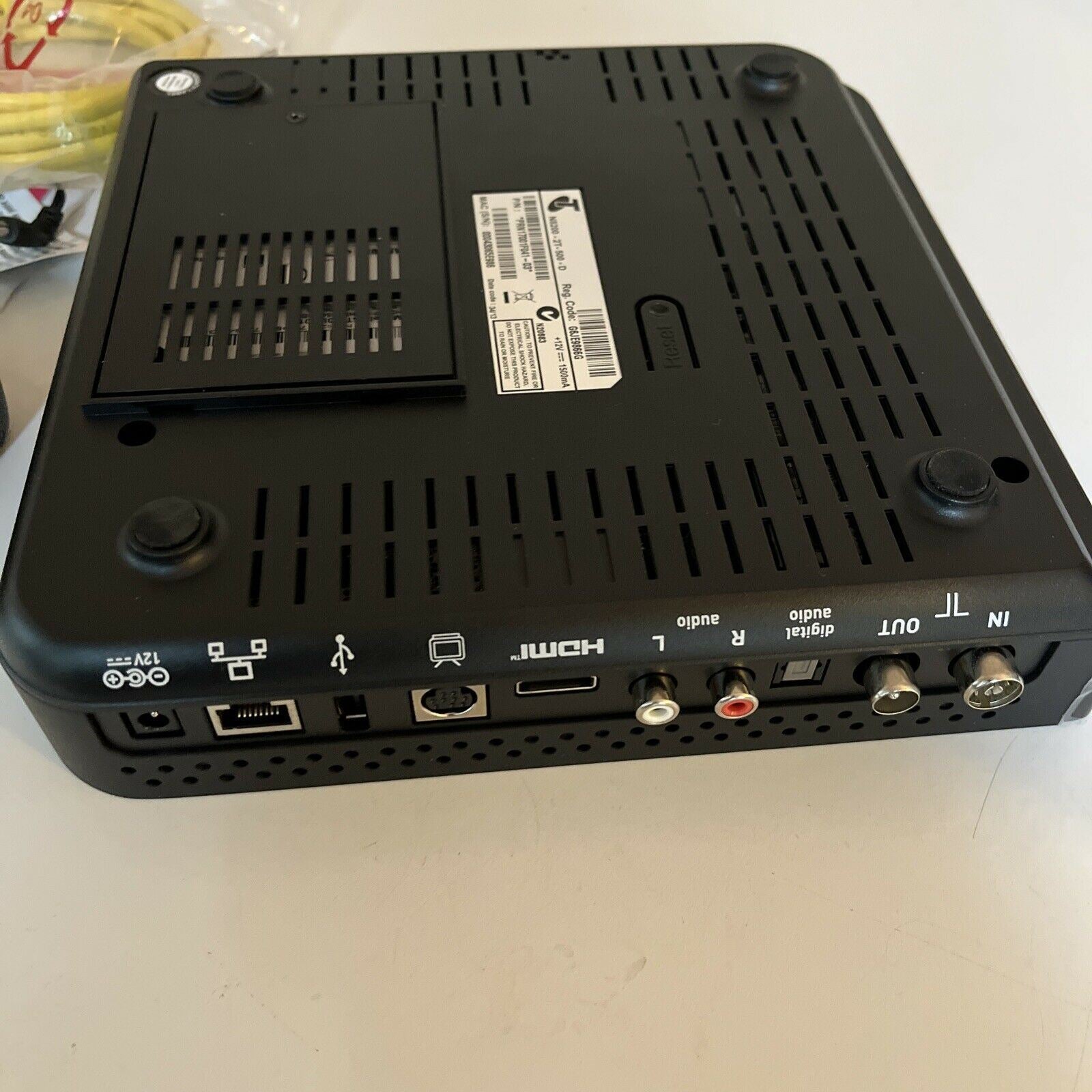 Telstra Data Box Telstra T-Box N8200 2T 500GB No Remote Control – Retro Unit