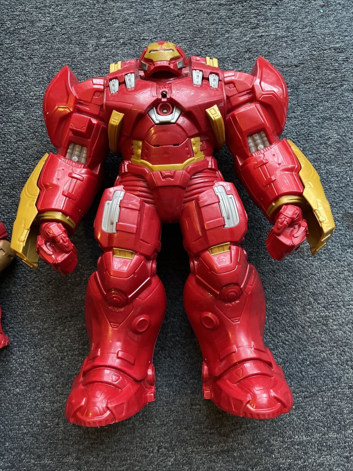 Hasbro Marvel IRON MAN 2015 #90441 HASBRO 13 Inch Talking + 6 Inch 2017