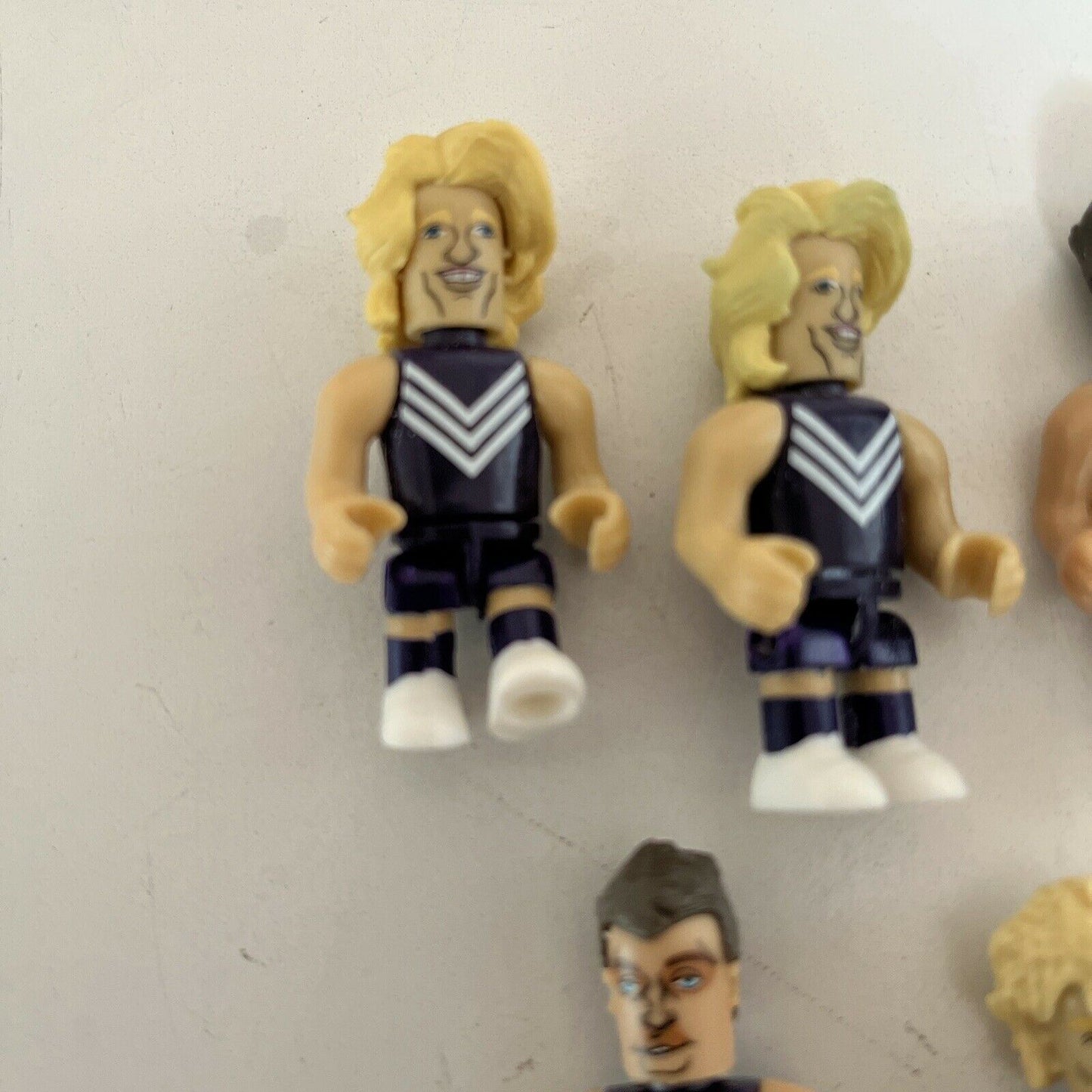 2016 AFL Micro-figures Australian Football Fremantle - Mundy, Sandilands, Mayne
