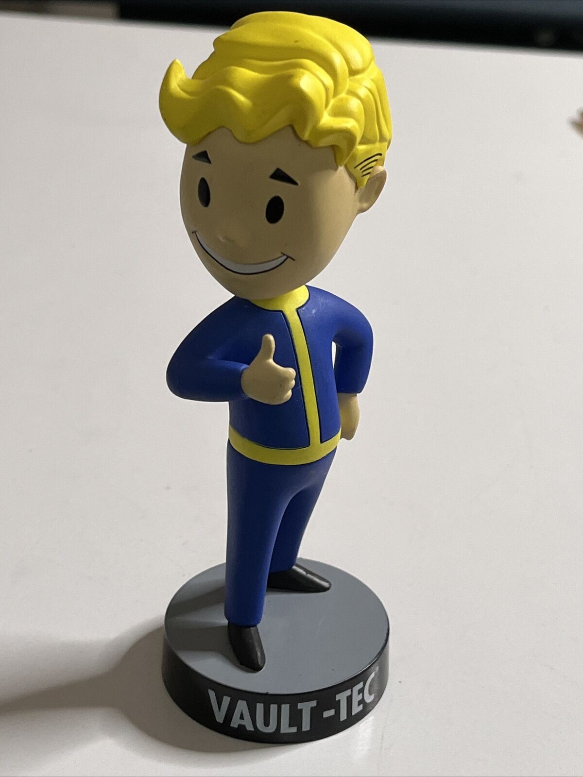Fallout Vault Boy Bobblehead - Charisma 13cm