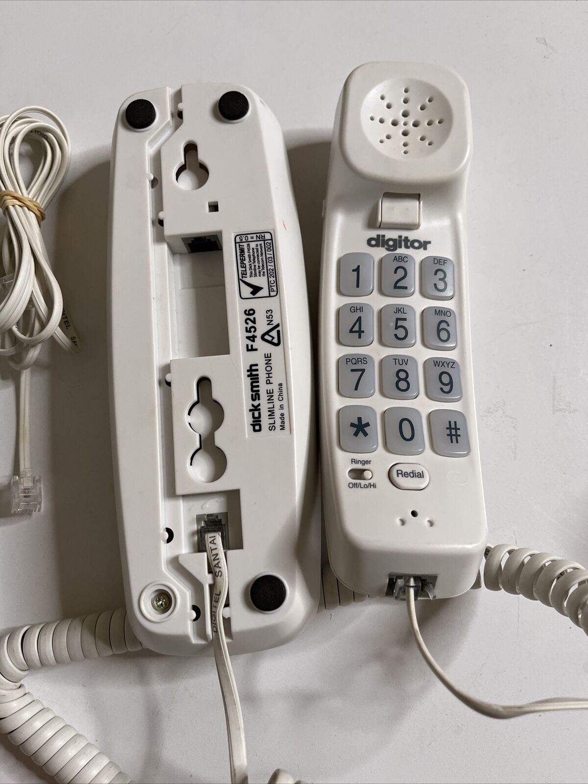 Dick Smith Slimline Phone - F4526 Corded Desk or Wall Mountable NBN Compatible