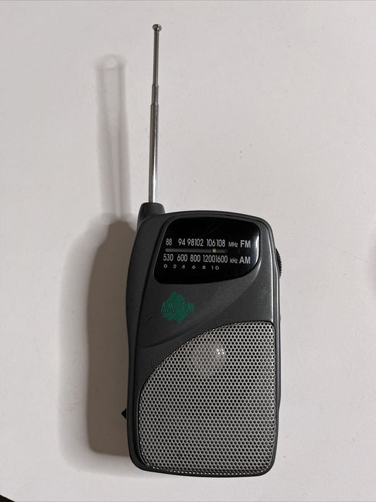 Audiosonic Portable AM/FM Radio with Speaker (Missing Battery Lid)