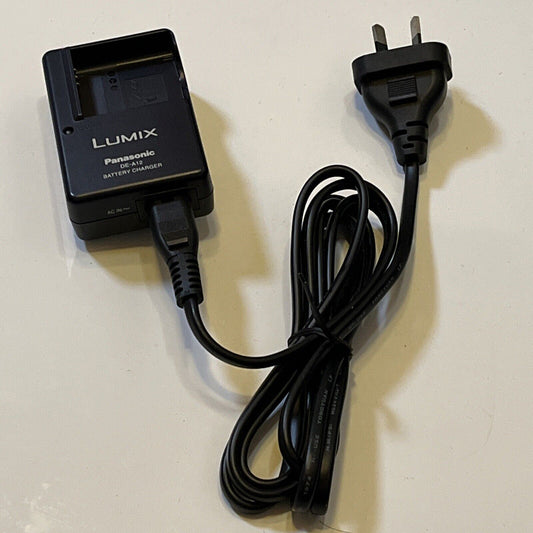 Genuine Panasonic Lumix DE-A12 Battery Charger