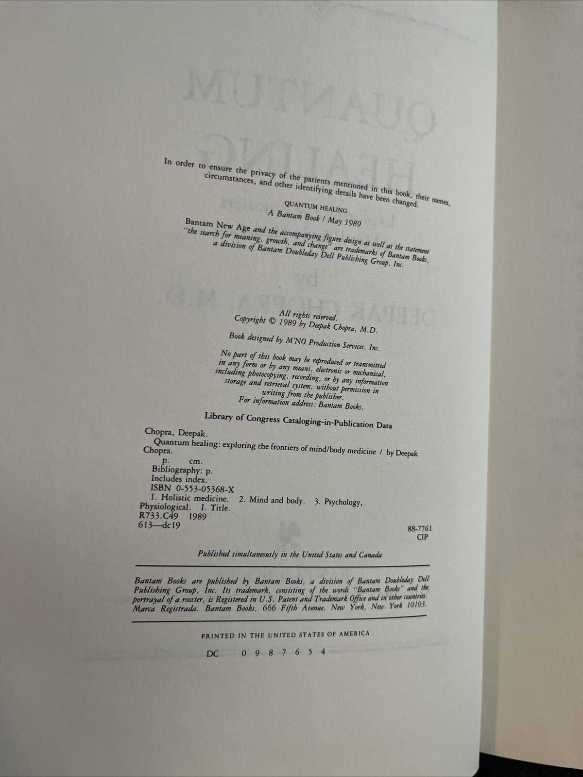 Quantum Healing: Exploring the Frontiers of Mind/Body Medicine by Deepak Chopra