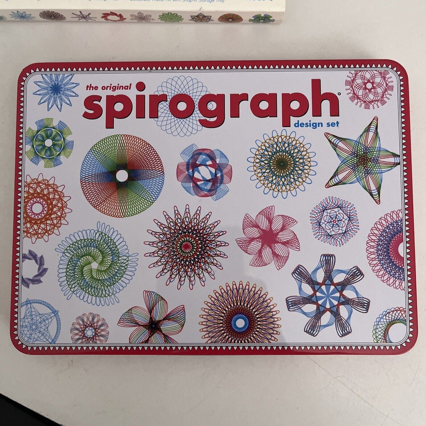 Kahootz 01002 Spirograph Design Tin Set *Missing Spiro-putty