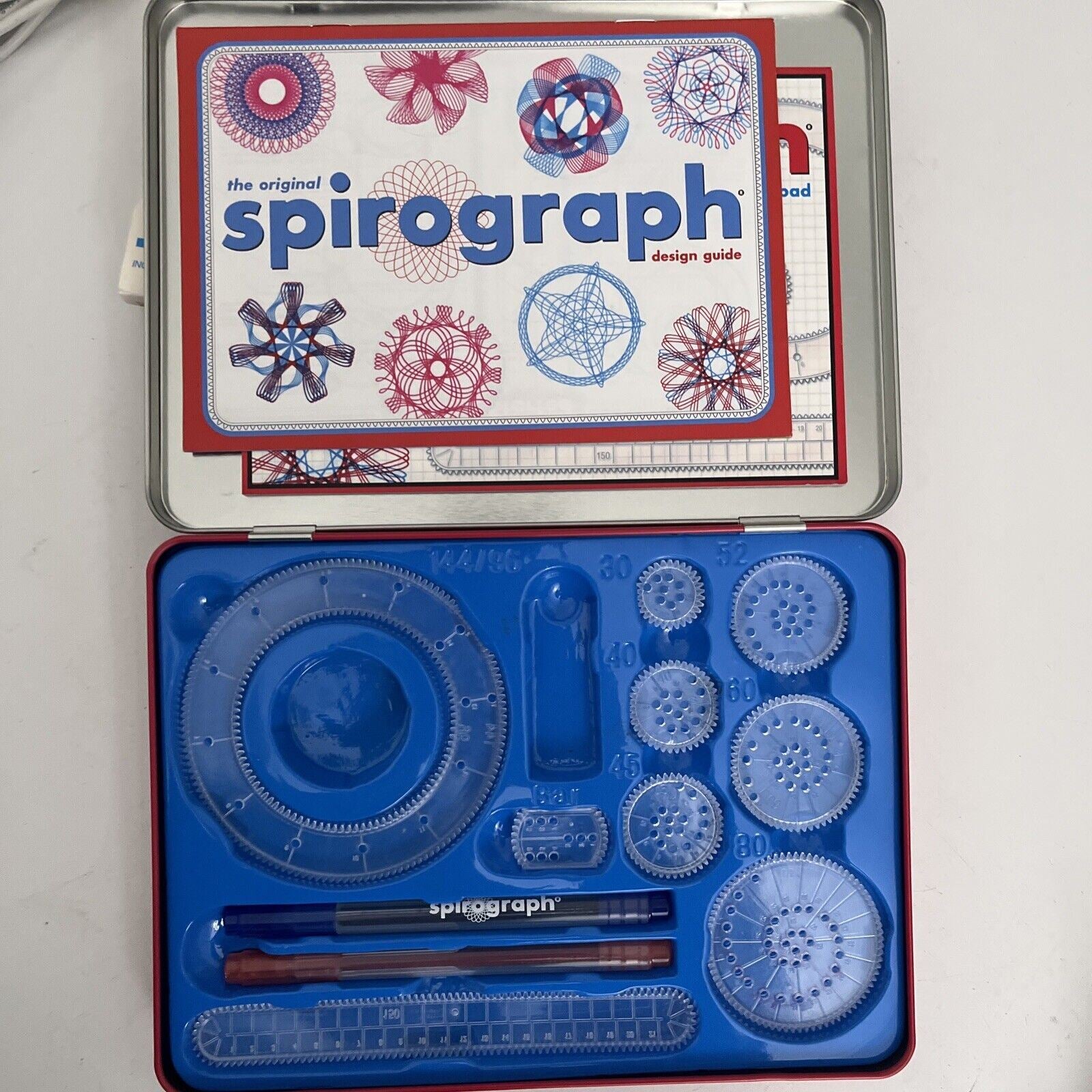 Kahootz 01002 Spirograph Design Tin Set *Missing Spiro-putty – Retro Unit