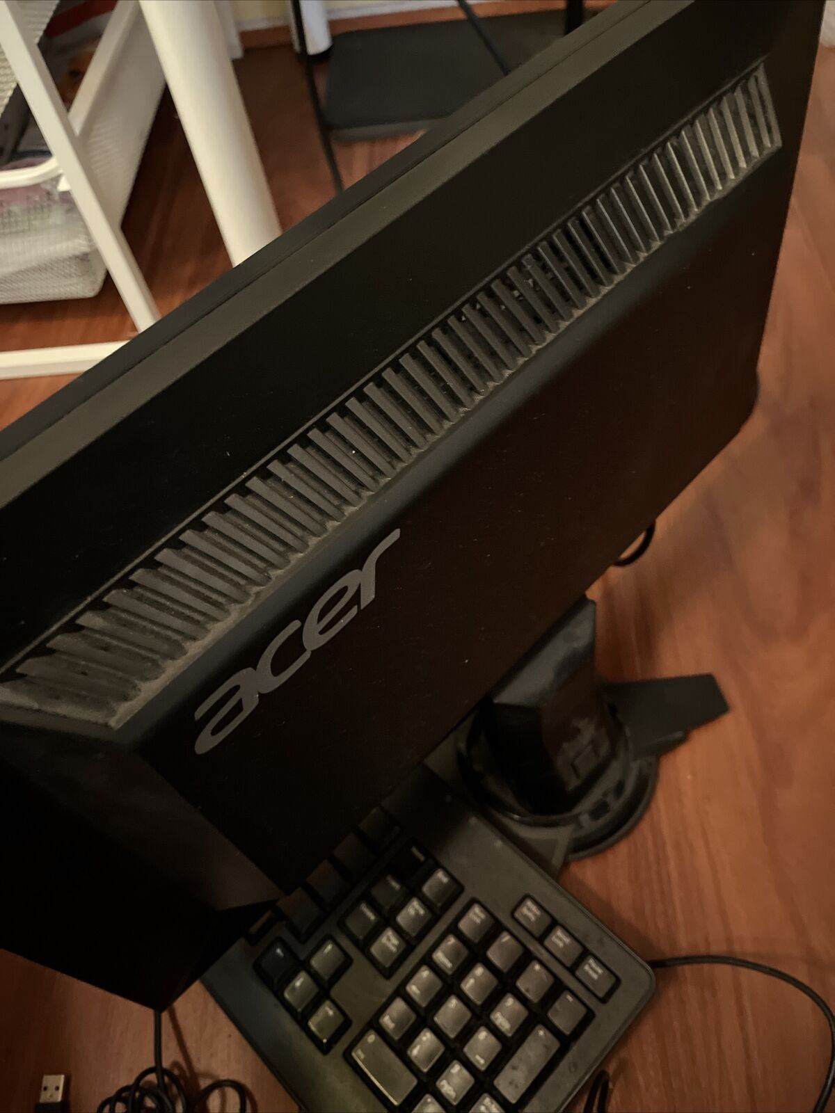 Cooler Master AMD Athlon II X2 260 3.2ghz Desktop 4GB 1G HDD Acer 18.5" LCD Win7