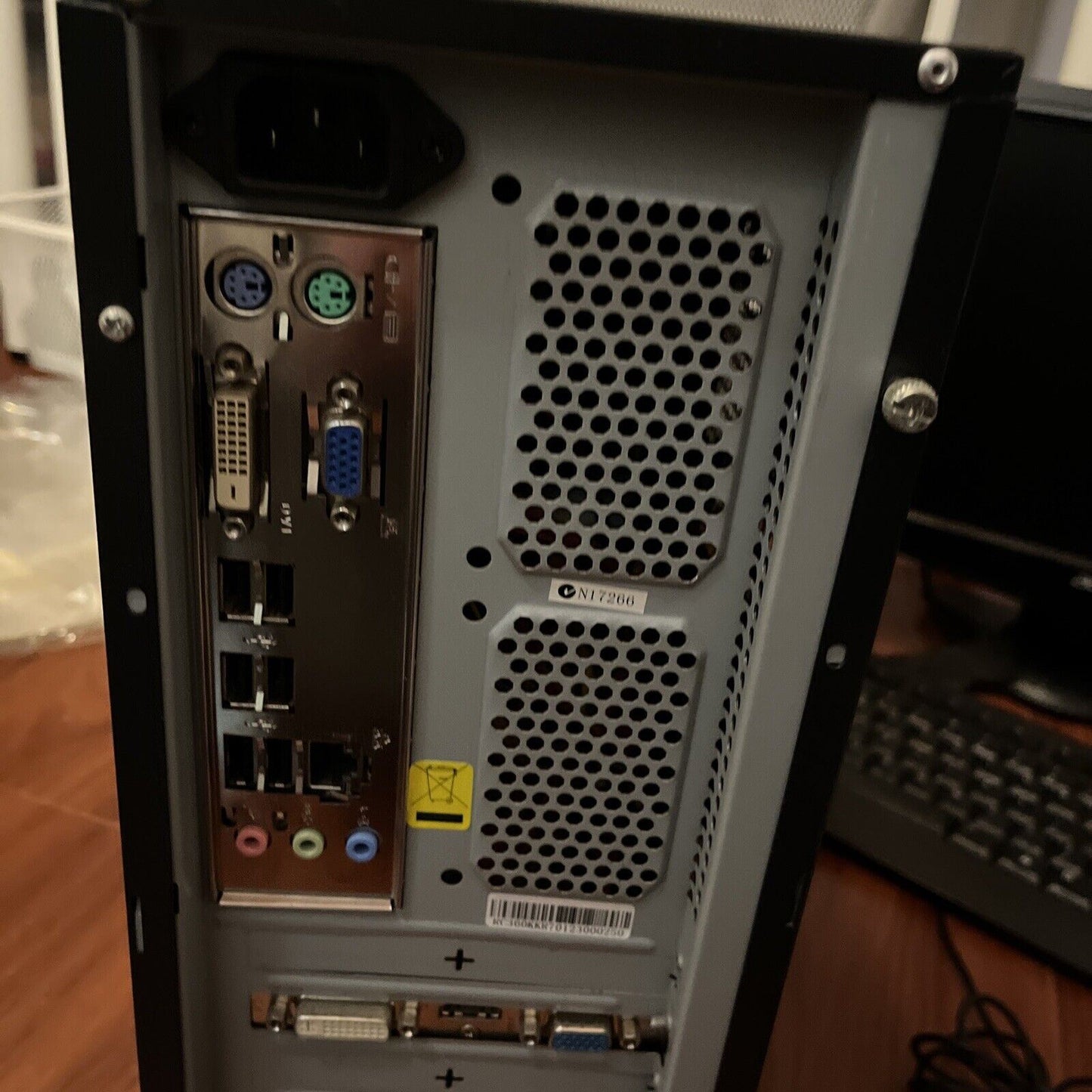 Cooler Master AMD Athlon II X2 260 3.2ghz Desktop 4GB 1G HDD Acer 18.5" LCD Win7