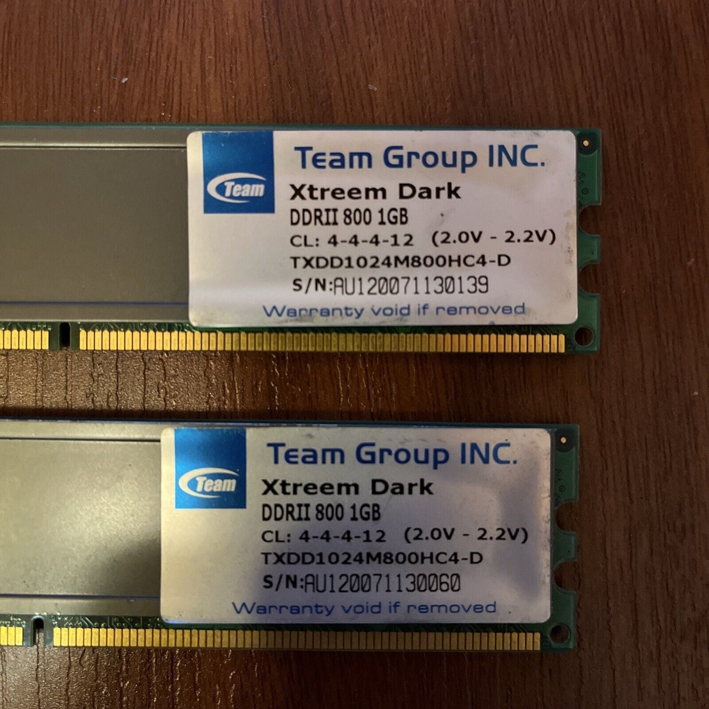 3x Xtreem Dark DDRII 800 1GB RAM