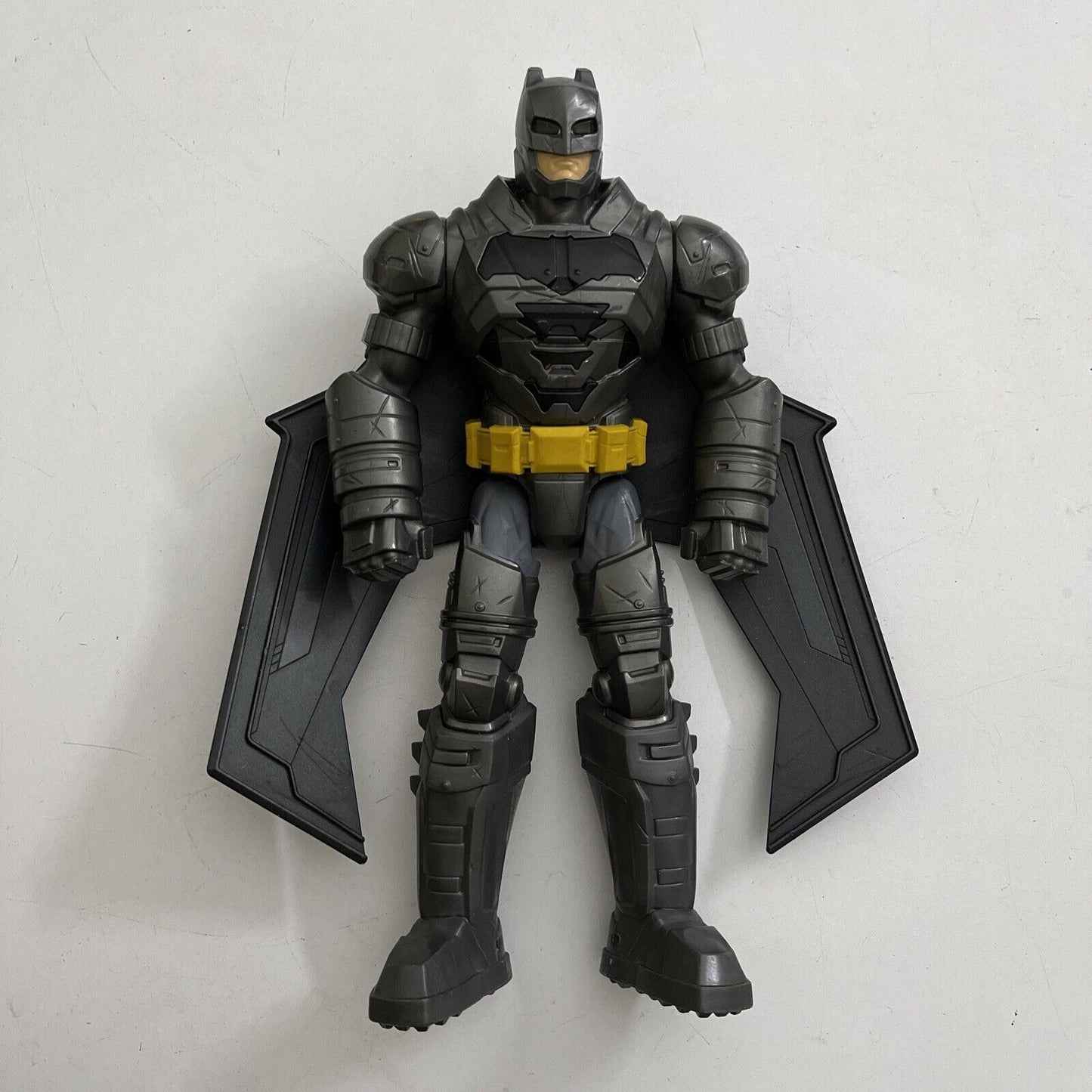 Mattel Batman v Superman: Dawn of Justice Electro-Armor Batman 12" Figure