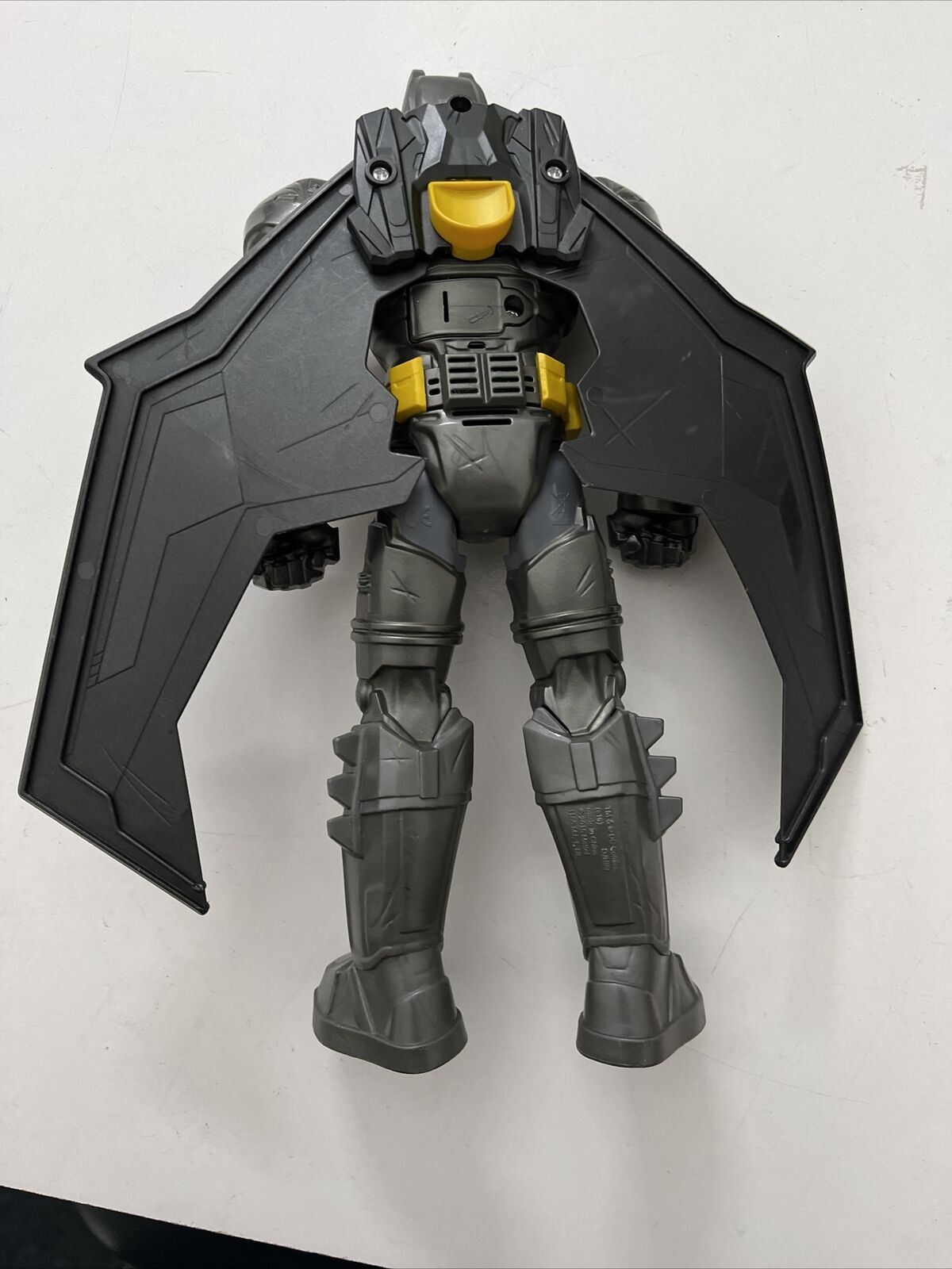 Mattel Batman v Superman: Dawn of Justice Electro-Armor Batman 12" Figure