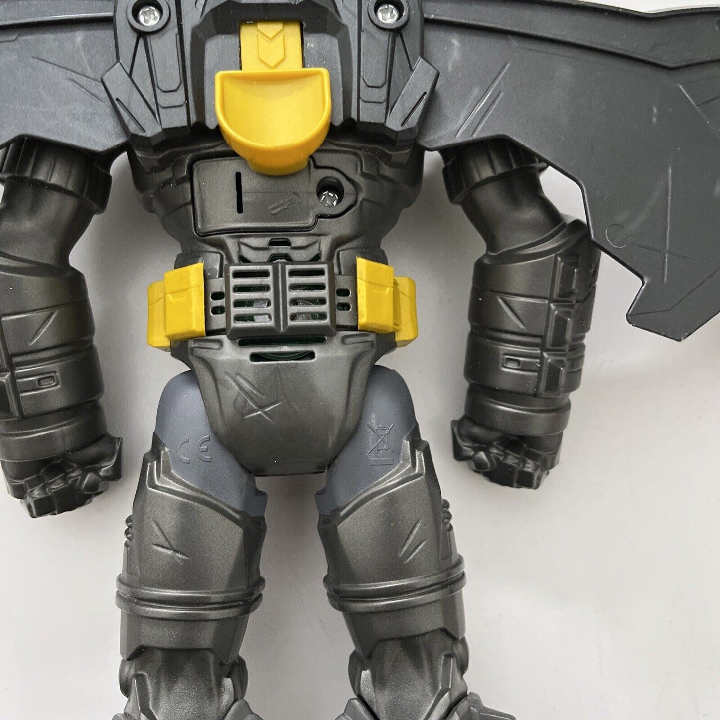 Mattel Batman v Superman: Dawn of Justice Electro-Armor Batman 12" Figure