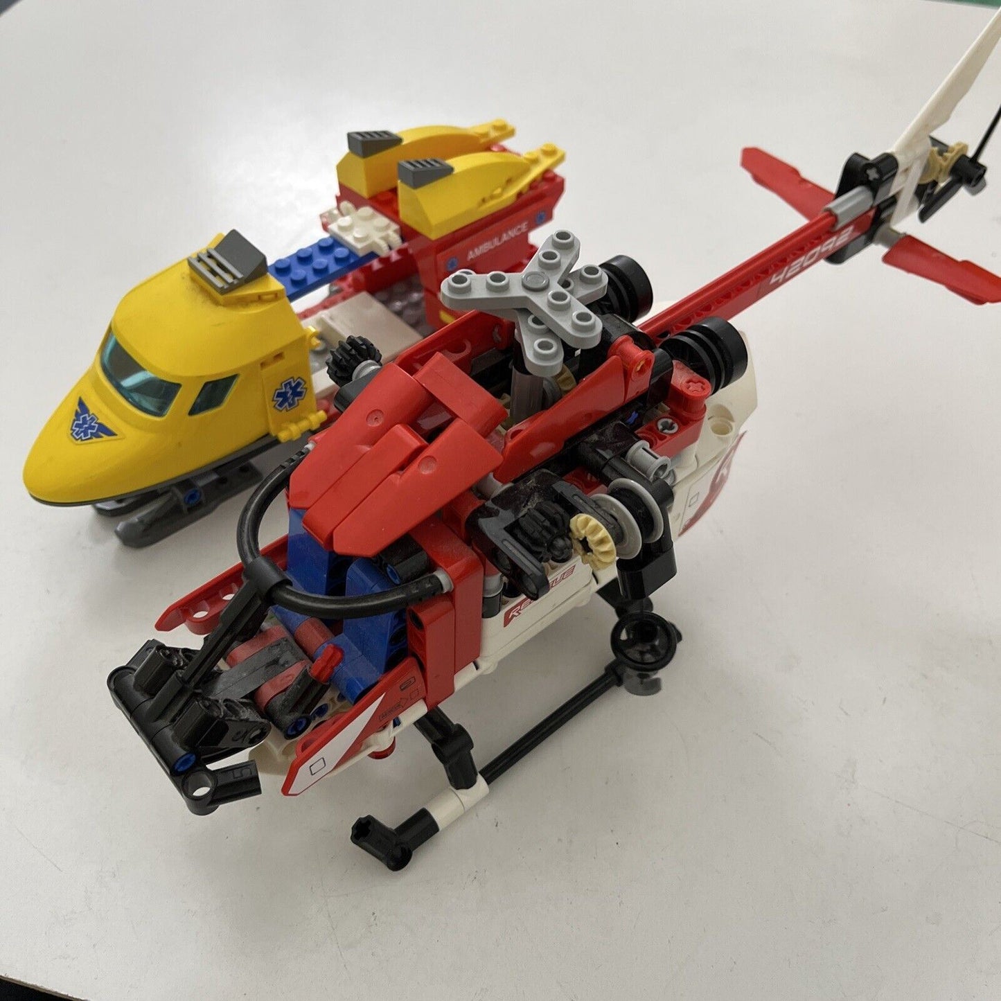 LEGO Technic Rescue Helicopter & Ambulance Set (42092) Incomplete