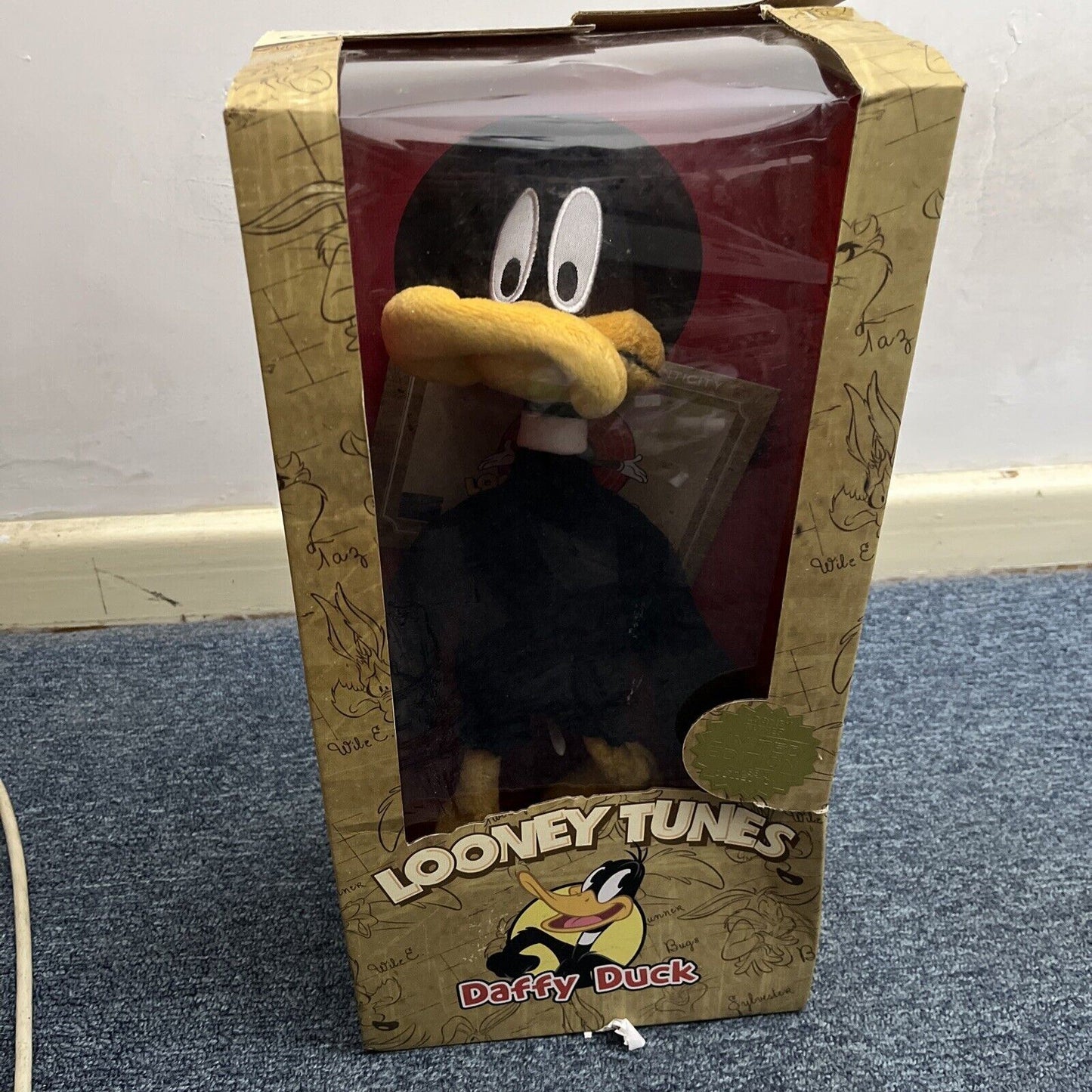 Official Looney Tunes Daffy Duck Limited Edition With Certificate 35cm