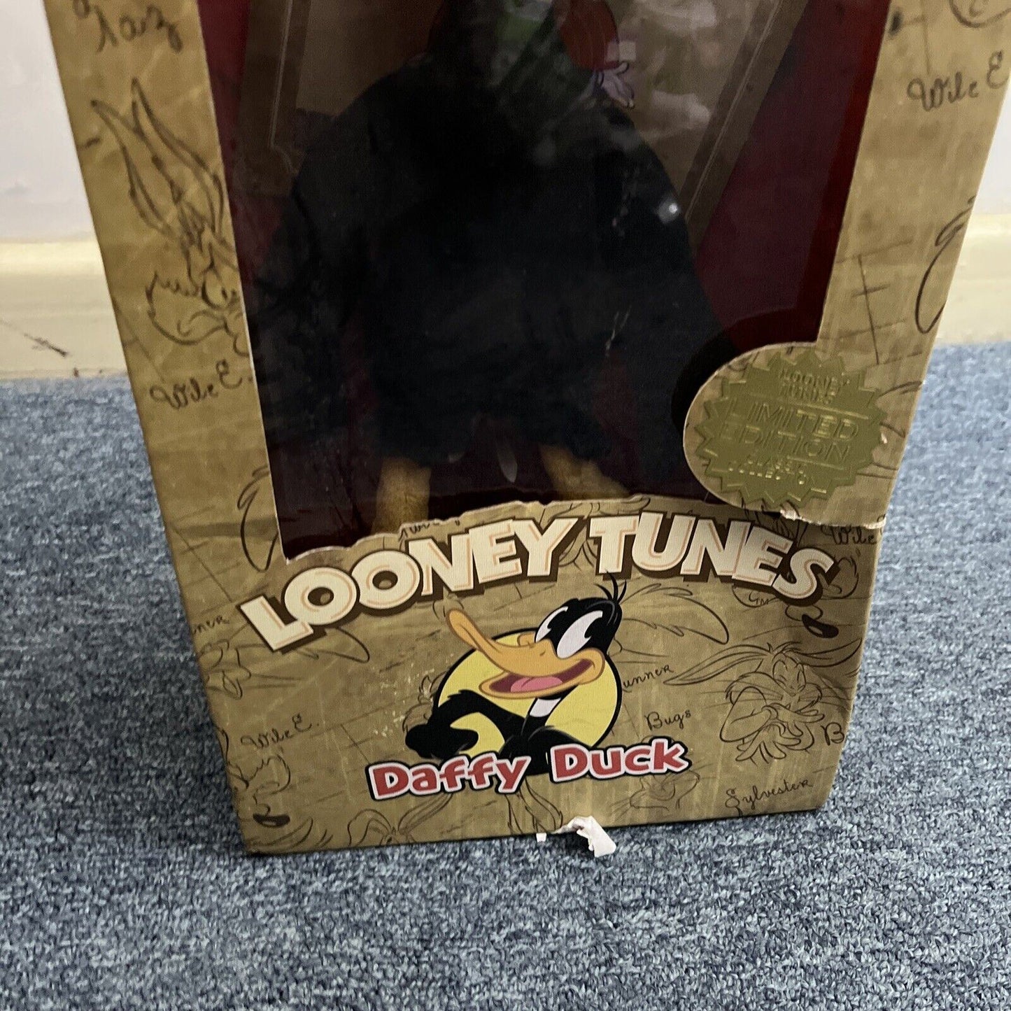 Official Looney Tunes Daffy Duck Limited Edition With Certificate 35cm