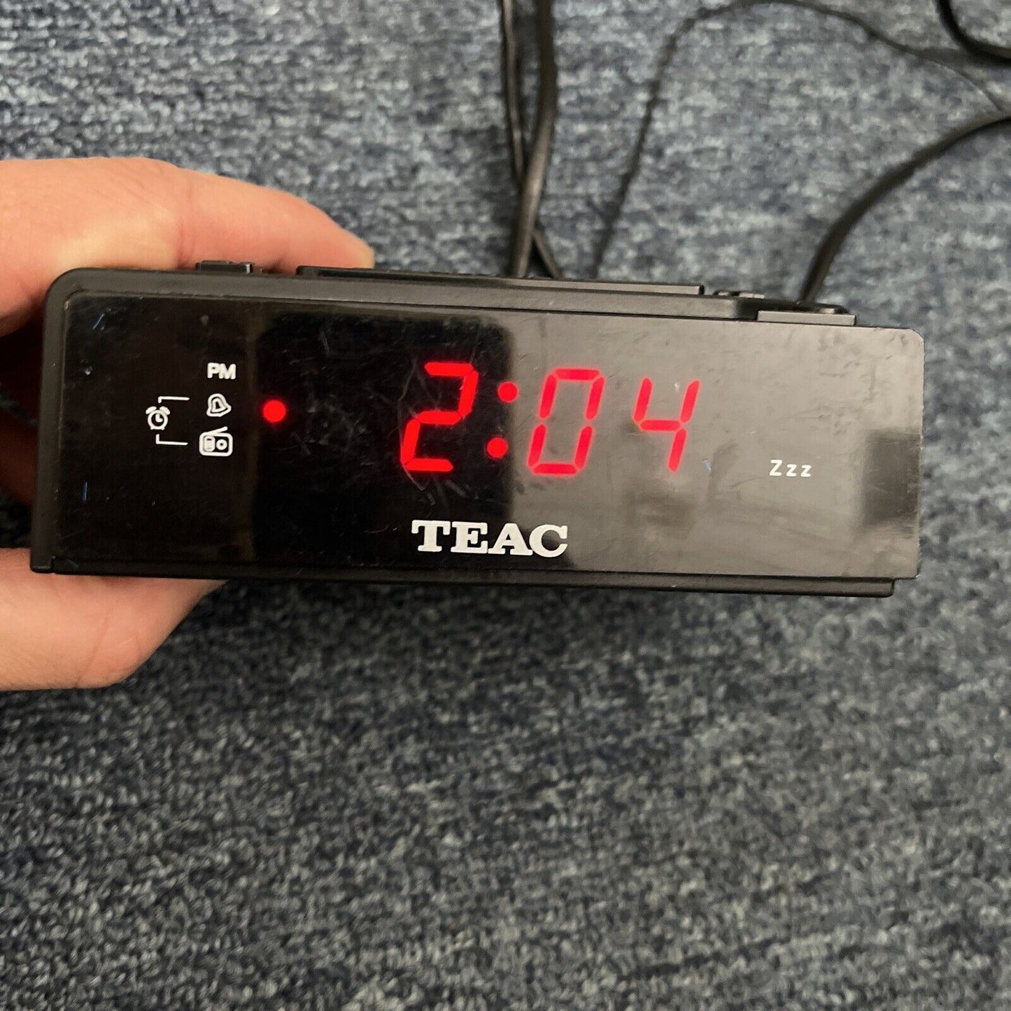 Teac CRX060 AM/FM Alarm Clock Radio