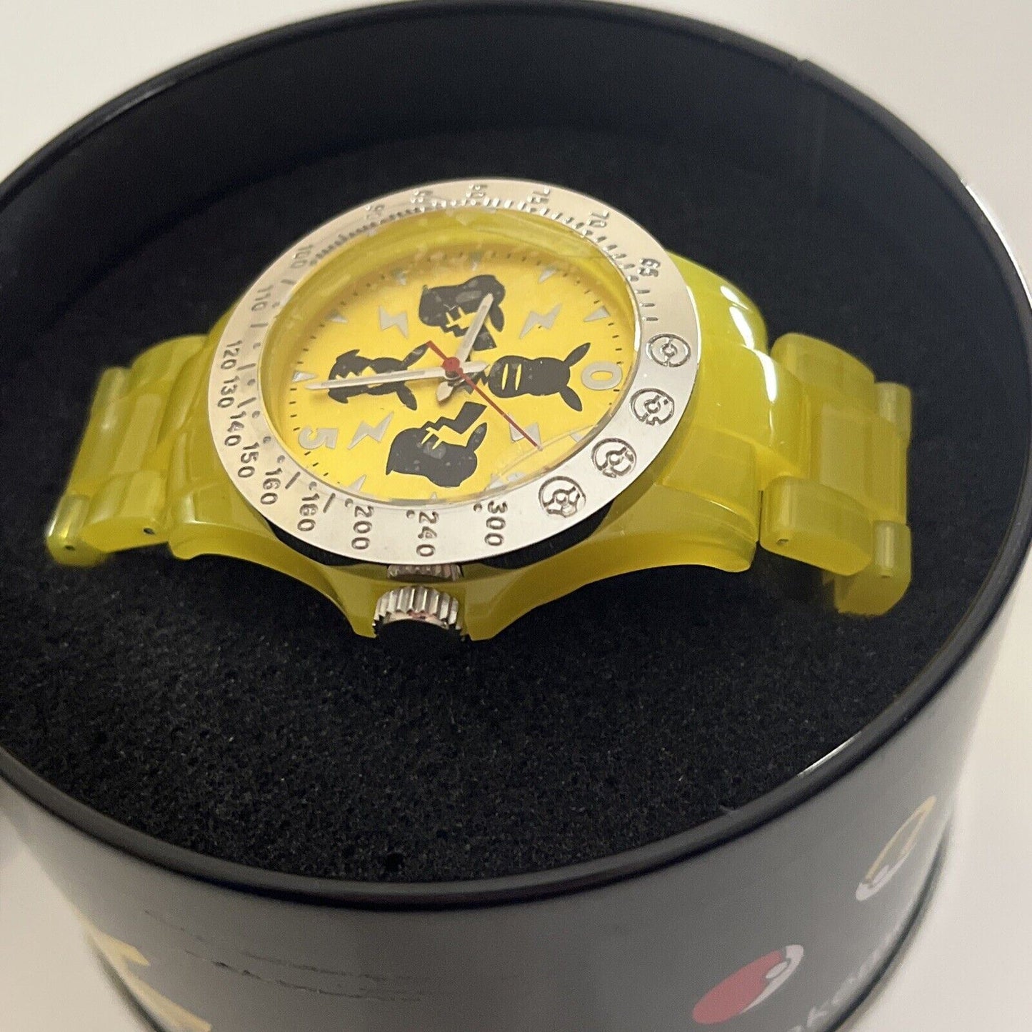 Genuine Official Pokemon Pikachu Yellow Watch NEW