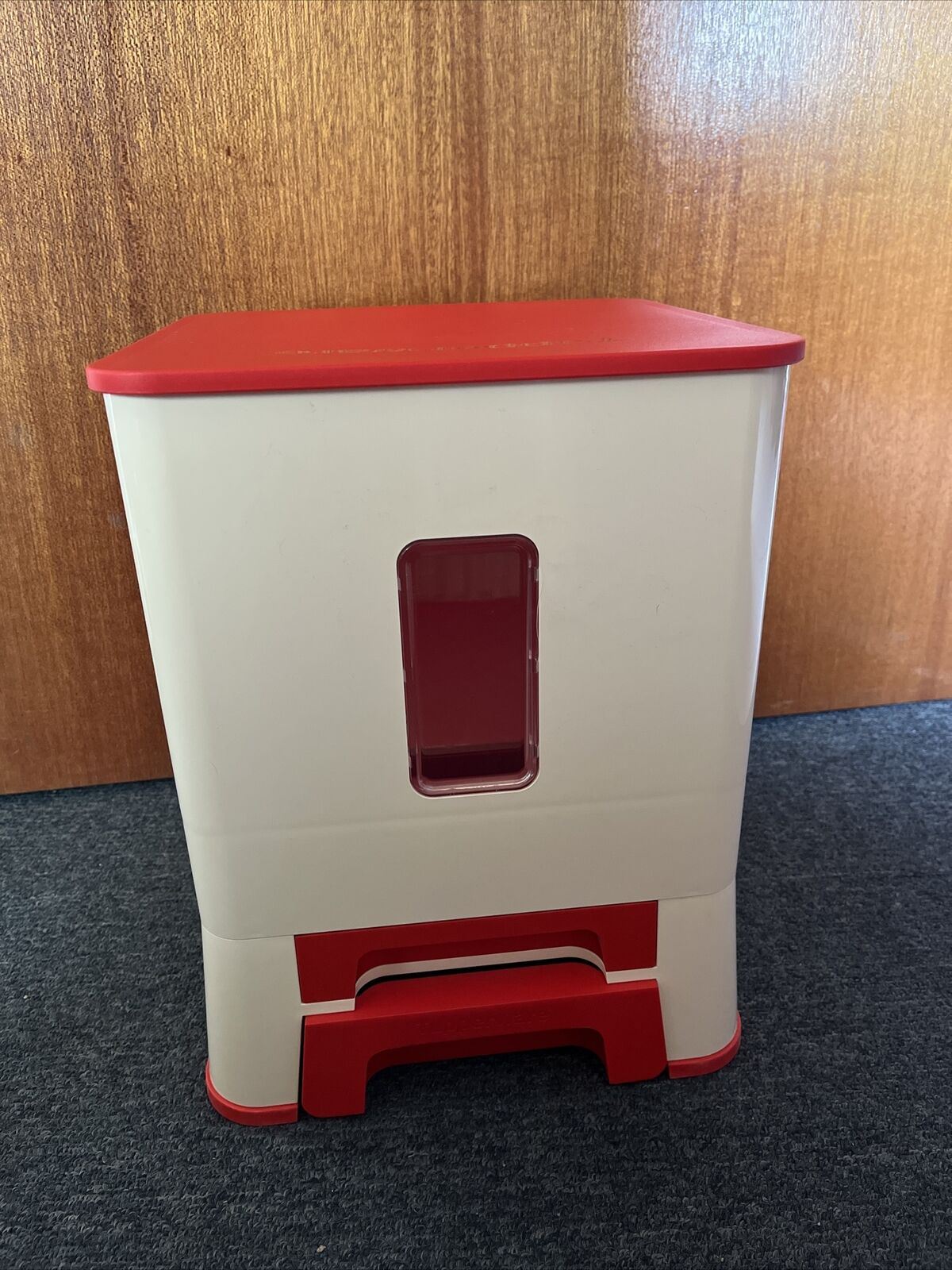 Tupperware Rice Dispenser 10 kg