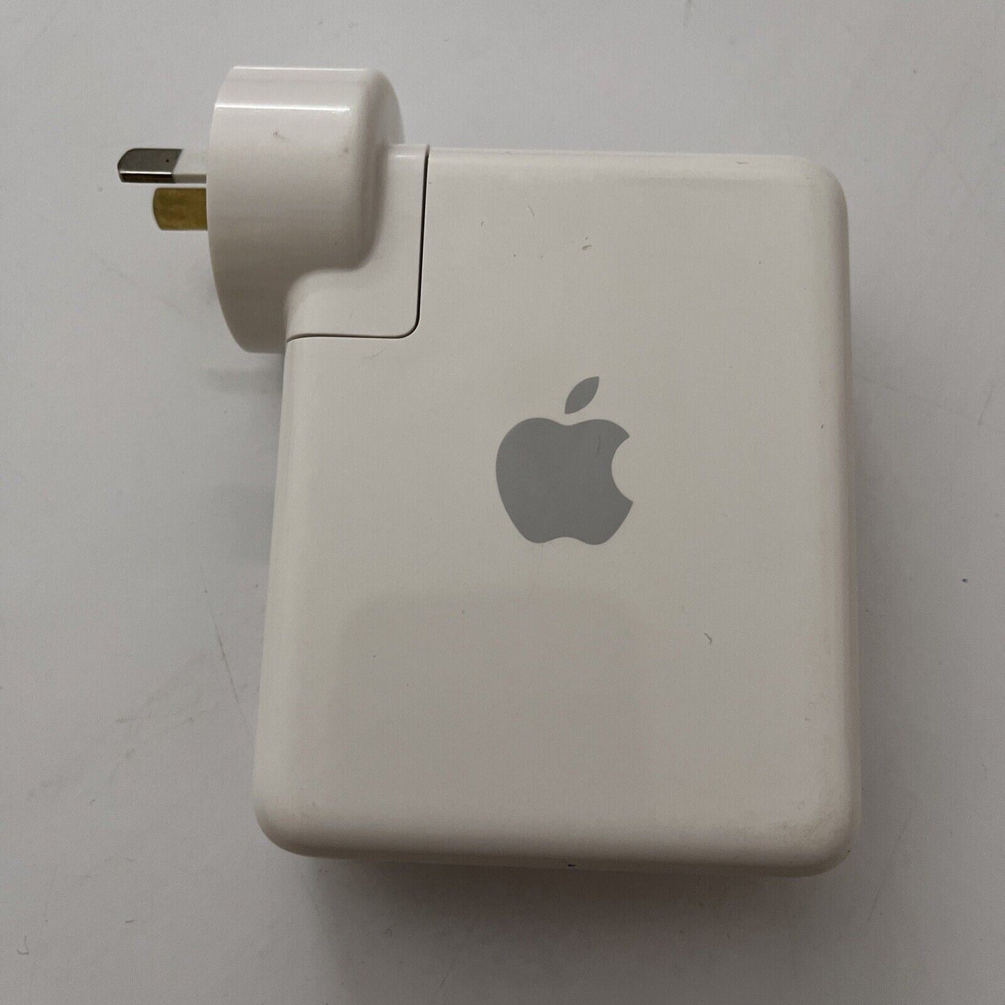 Official Apple AirPort Express Base Station A1088 Wi-Fi Base Station