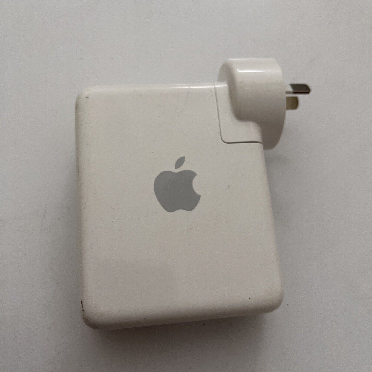 Official Apple AirPort Express Base Station A1088 Wi-Fi Base Station