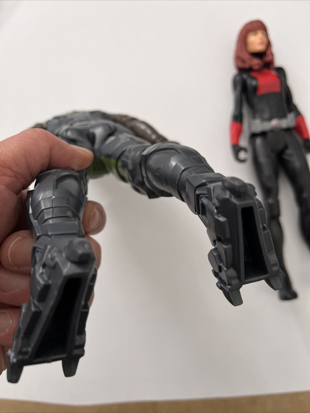 Hasbro Marvel Universe Vulture + Black Widow 12 Inch 30 cm Action Figure