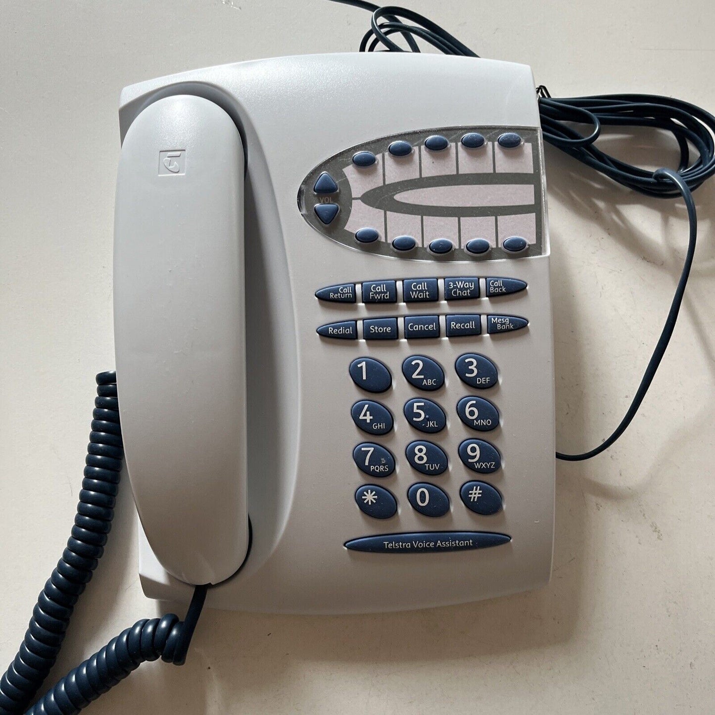 Telstra T1000S Single Line Corded Phone in Excellent Condition