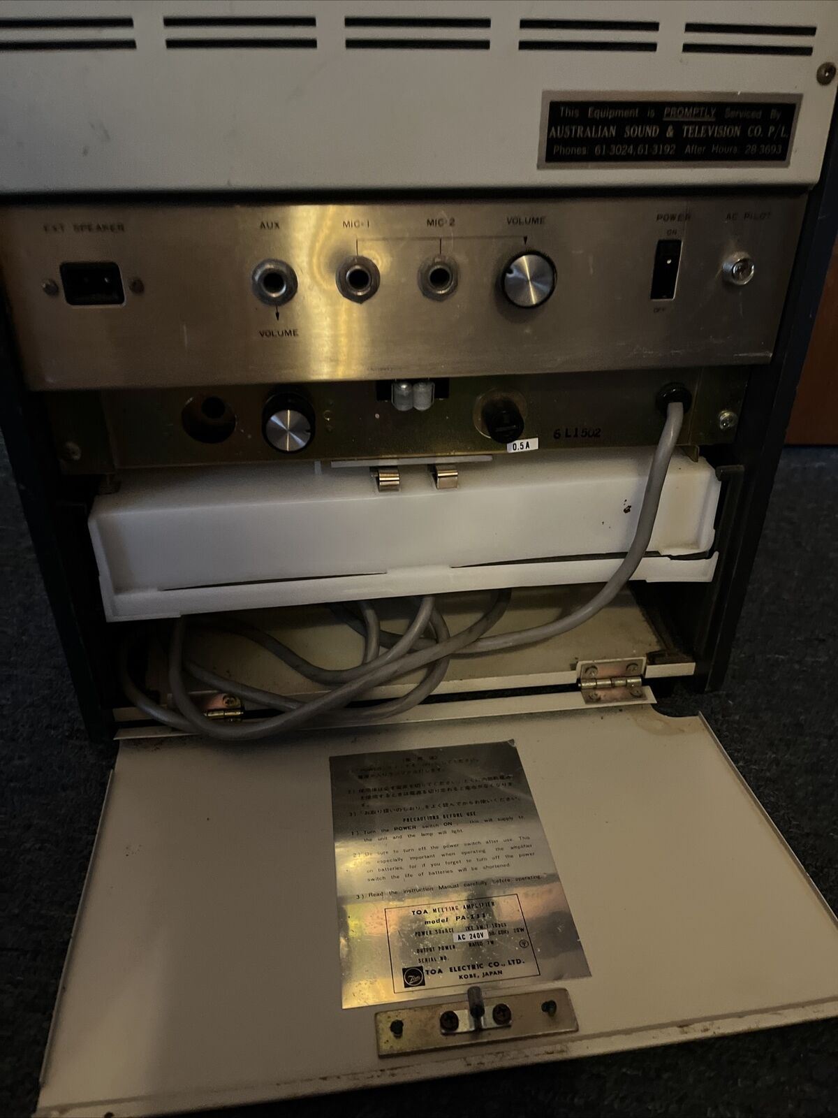 Vintage TOA Meeting Amplifier PA-111 with Microphone Made In Japan 1976