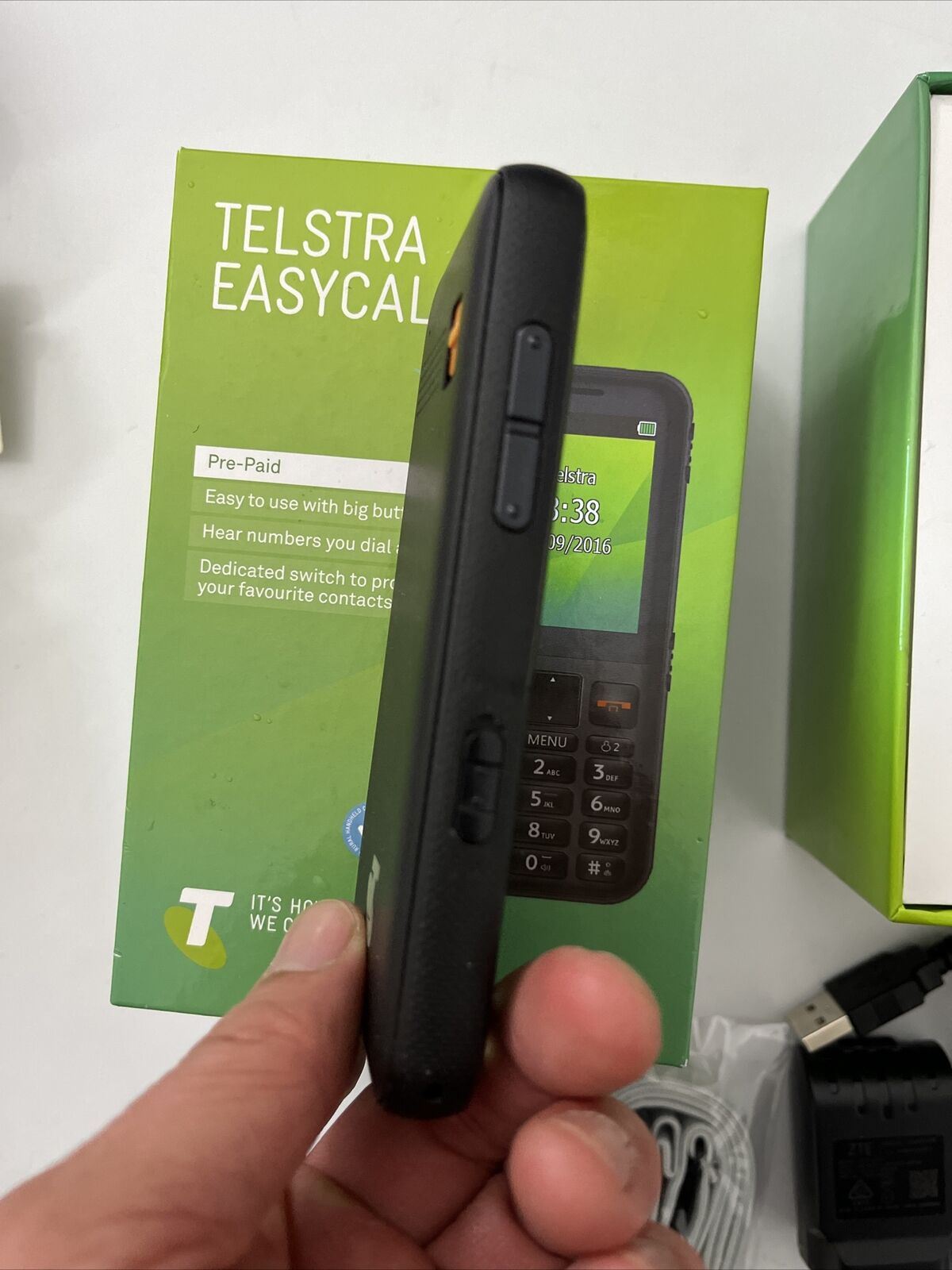 Telstra Easy Call 4 ZTE T403  Big Button Mobile Phone