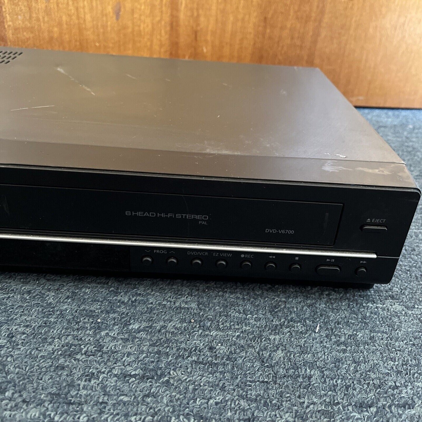 Samsung DVD VCR Combo DVD-V6700 Dvd Player / VHS Recorder *For Parts Or Repair