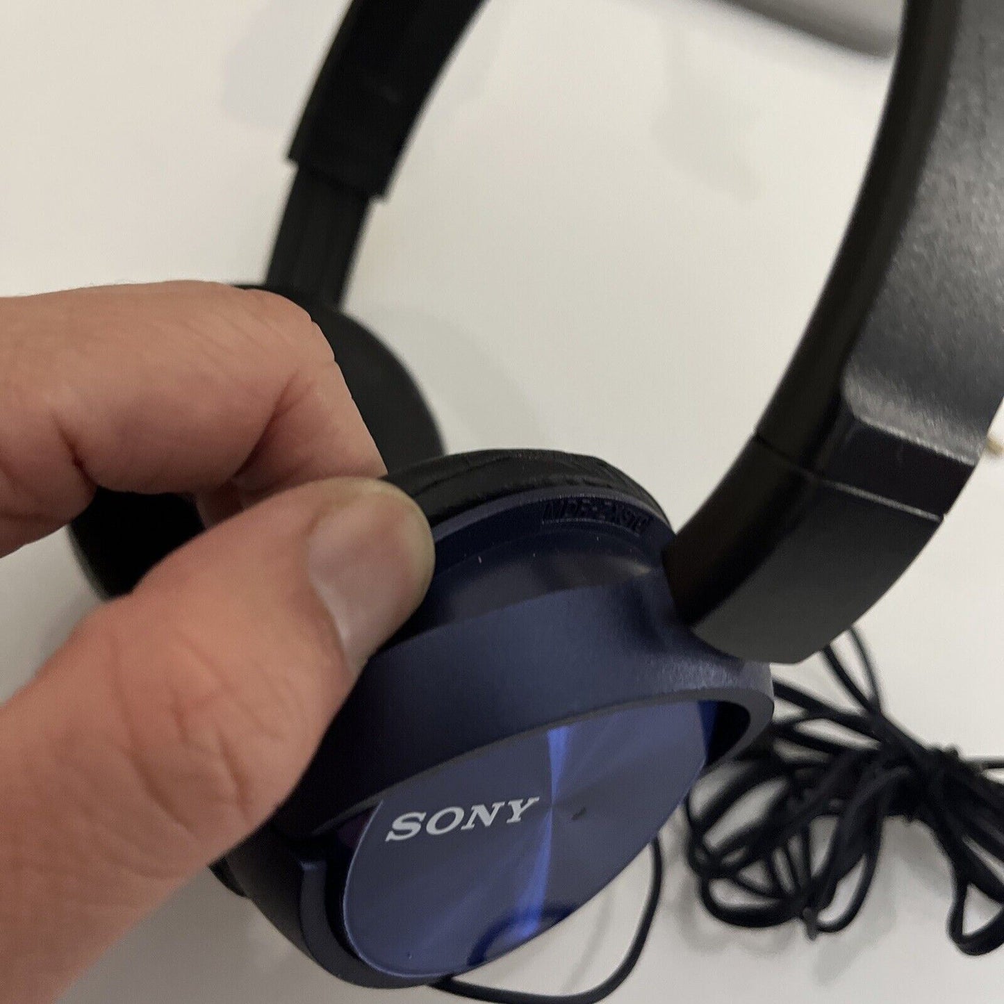 Sony MDR-ZX310 Sound Monitoring On-Ear Headphones 3.5mm