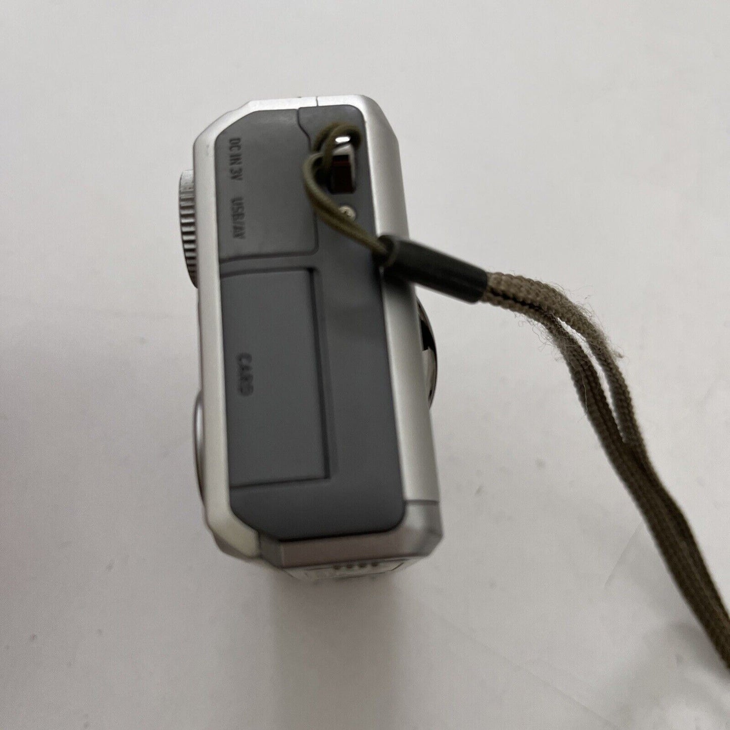 Casio EXILIM EX-Z120 Digital Camera 7.2 MP and 2 GB SD Card