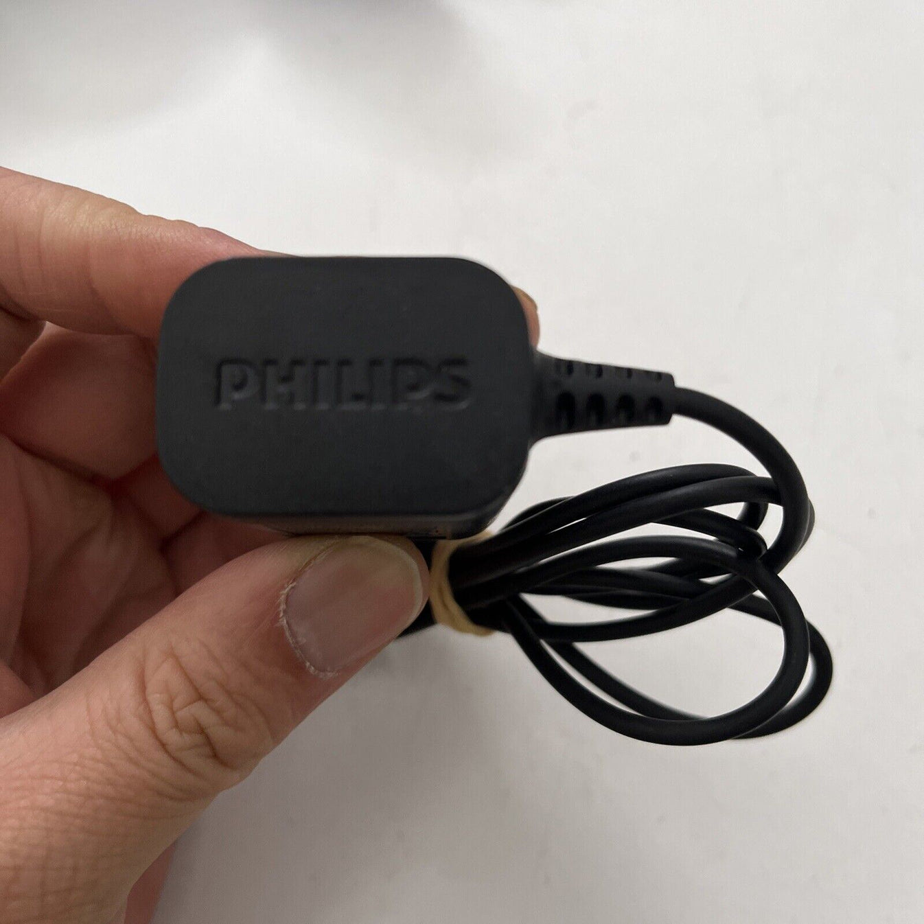 Genuine Philips HQ850 Shaver Charger – Retro Unit