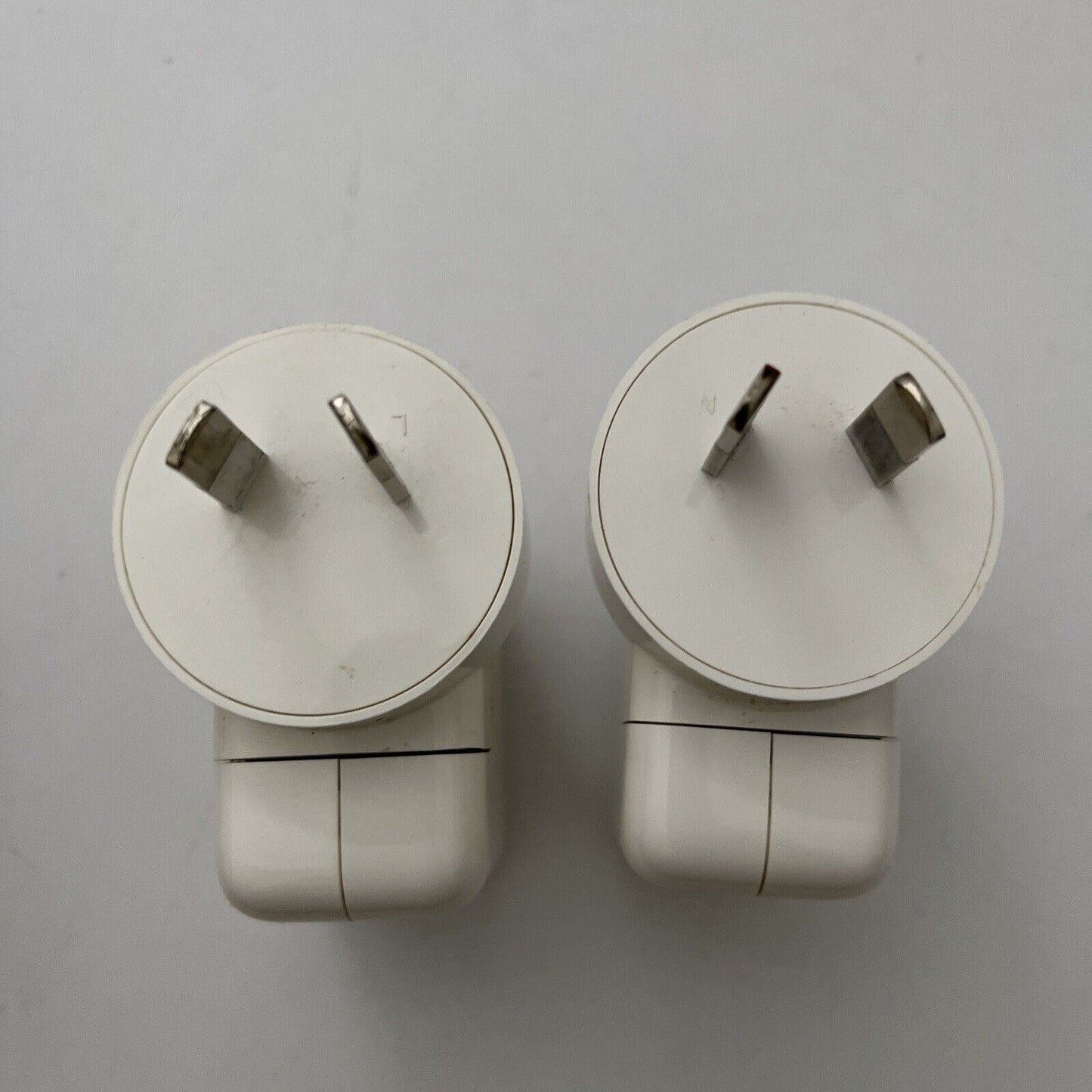 Apple A1357 & A1205 USB Power Adapter