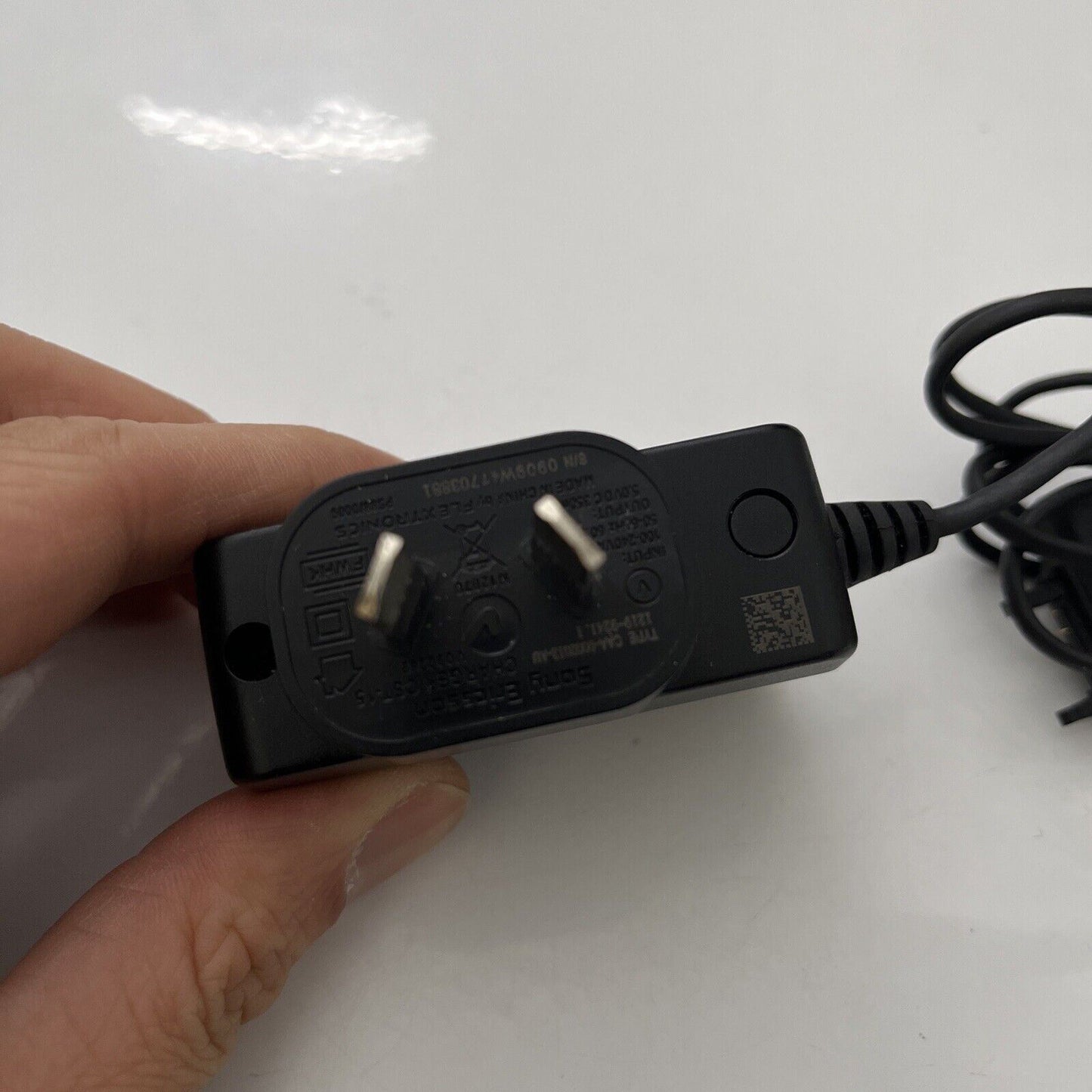 Genuine Official Sony Ericsson Charger CST-15