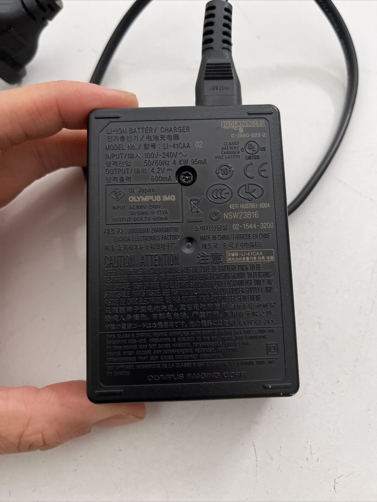 Genuine Olympus Camera Li-Ion Battery Charger LI-41CAA Li-41C 120-240v AC