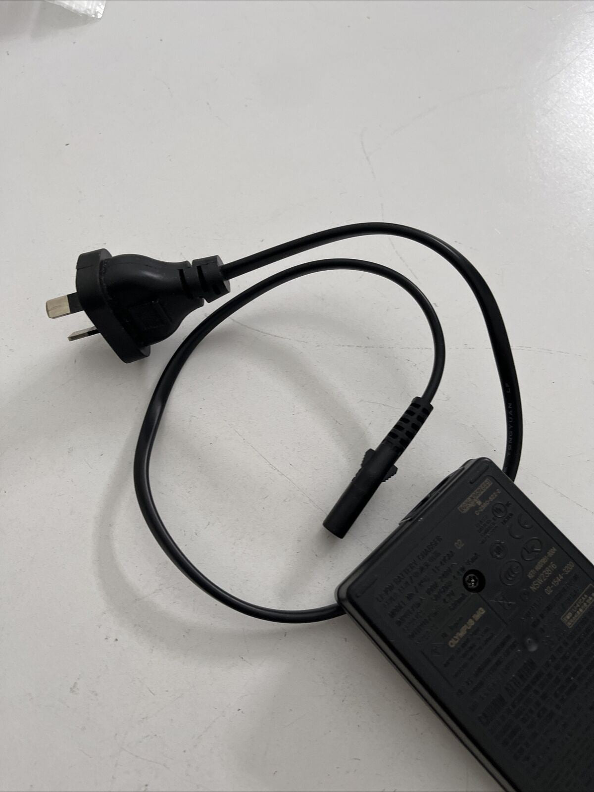 Genuine Olympus Camera Li-Ion Battery Charger LI-41CAA Li-41C 120-240v AC