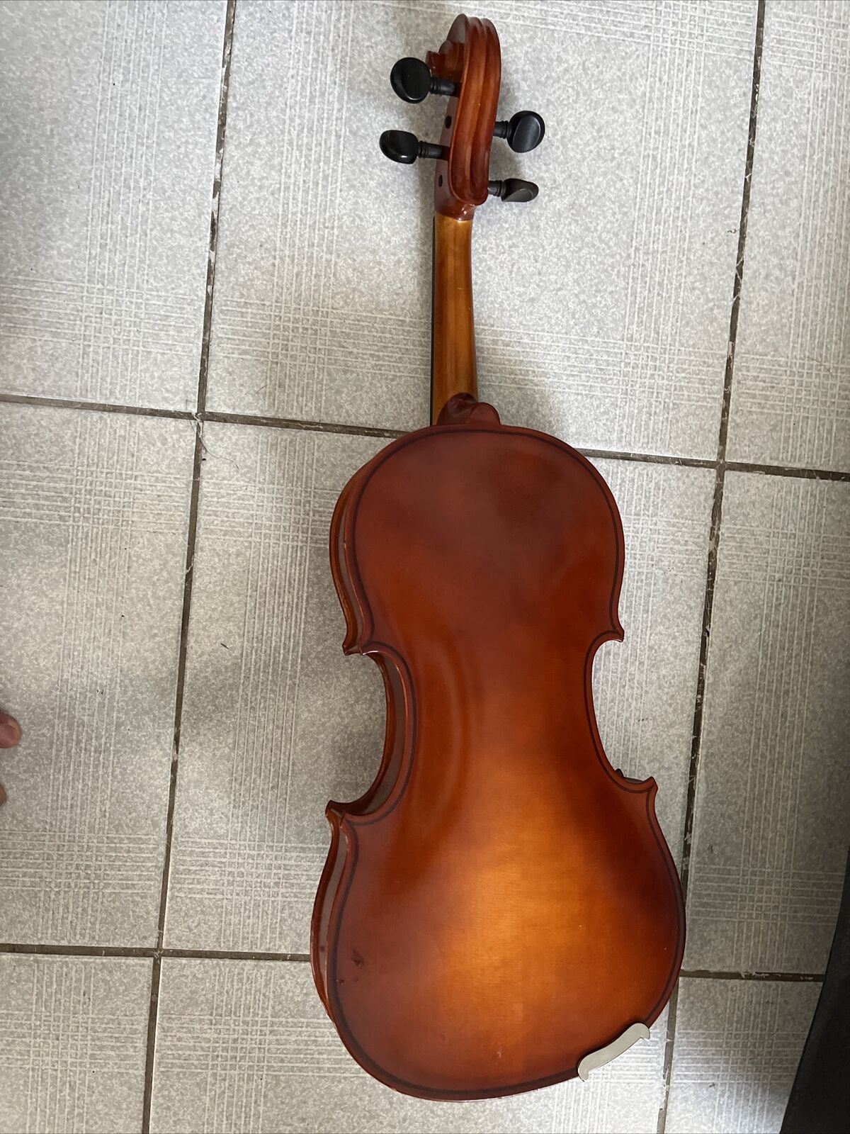 Corrado Stradivarius model 220 3/4 Violin with Chin Rest, Bow and Case